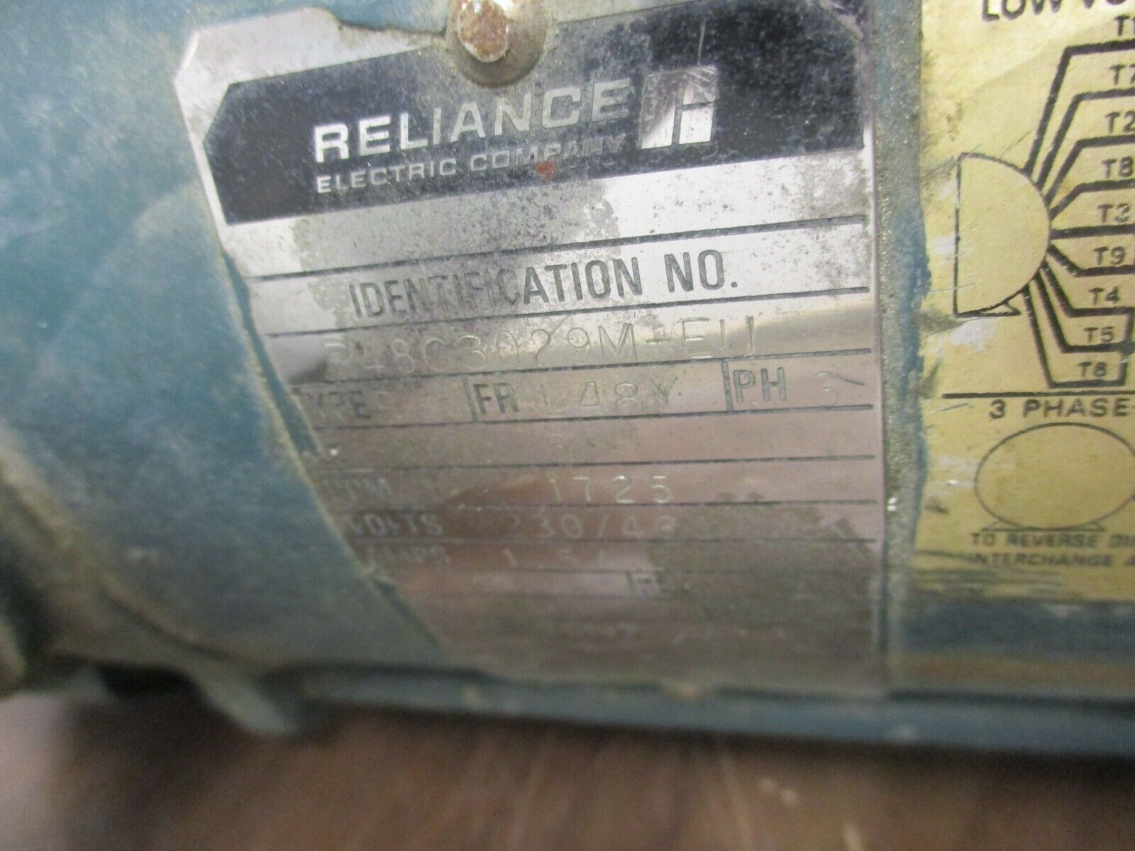 Reliance Electric AC Gearmotor 1/4HP 1800RPM FR: L48T 230/460V 1.5/.75A 3Ph Used