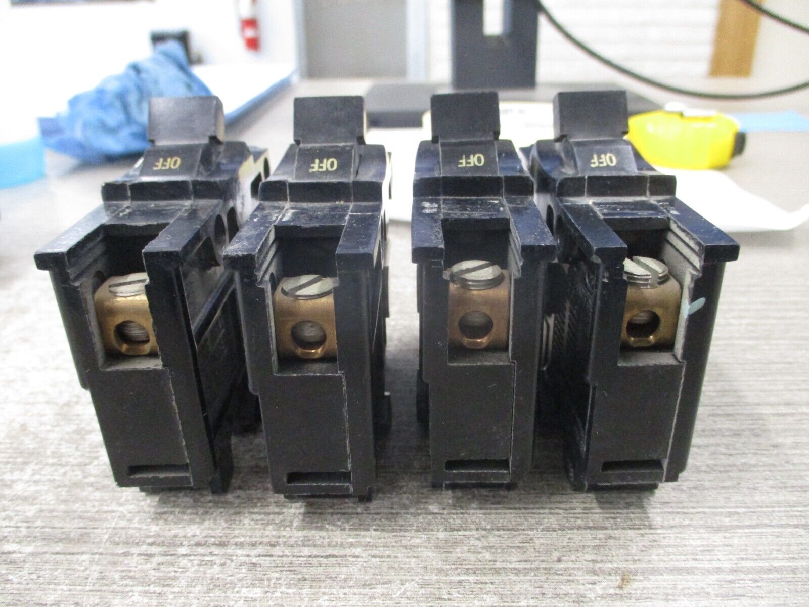 FPE Stab-Lok Bolt-on Circuit Breaker NB111015 15A 120/240V 1P *Lot of 4* Used