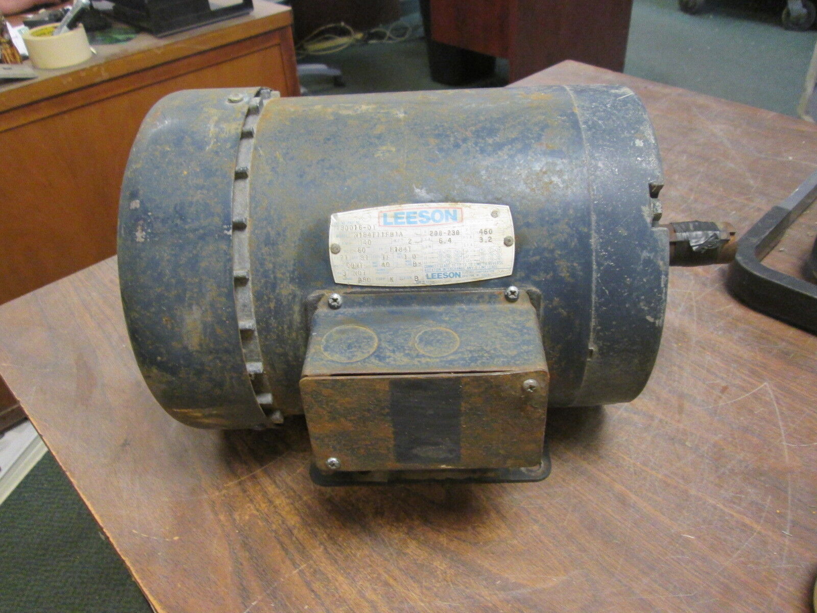 Leeson N184T11FB1A AC Motor 130016-01 2HP 1200RPM FR:F184T 208-230/460V 6.4/3.2A