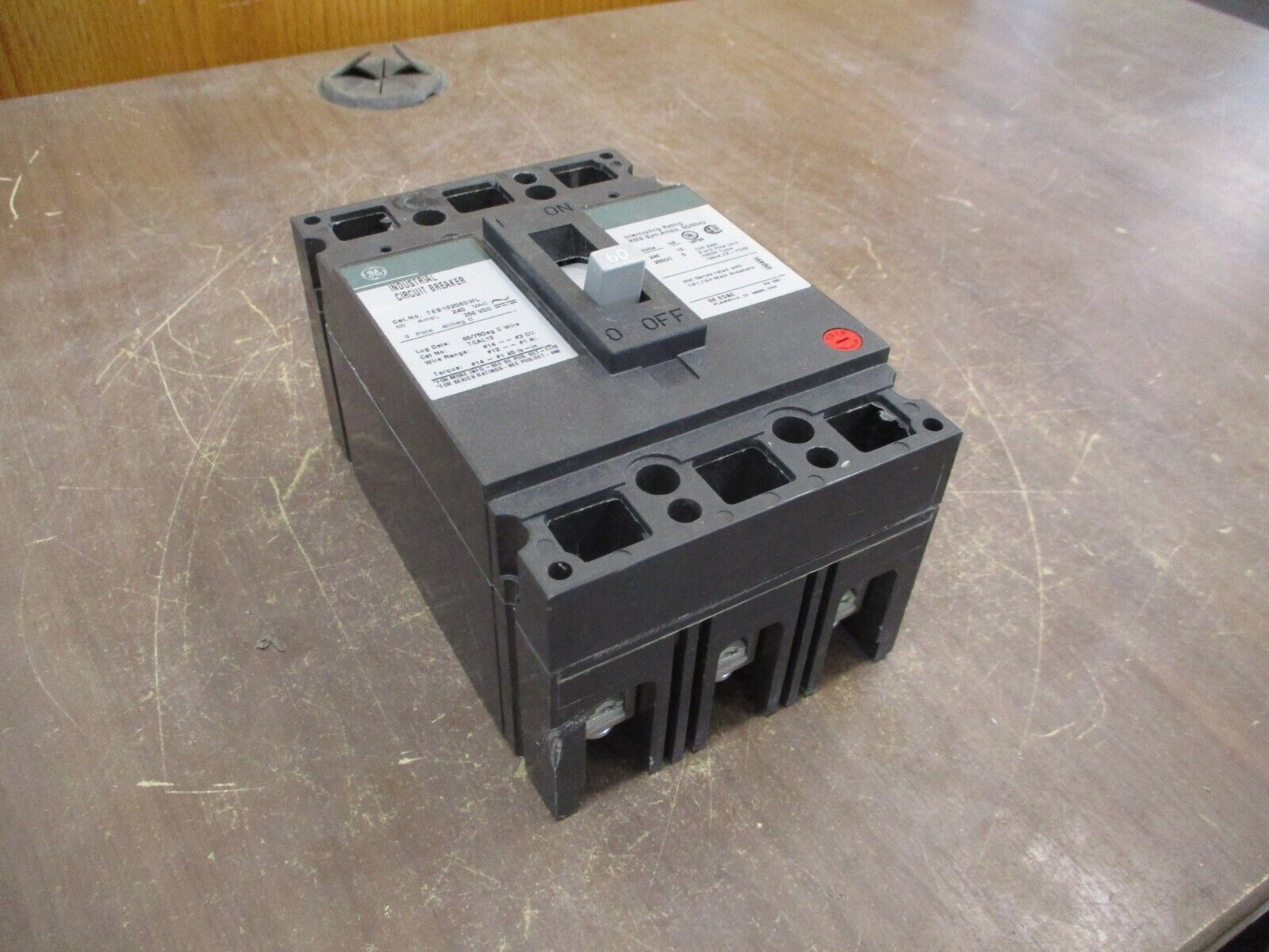 GE Circuit Breaker TEB132060WL 60A 240V 3P New Surplus