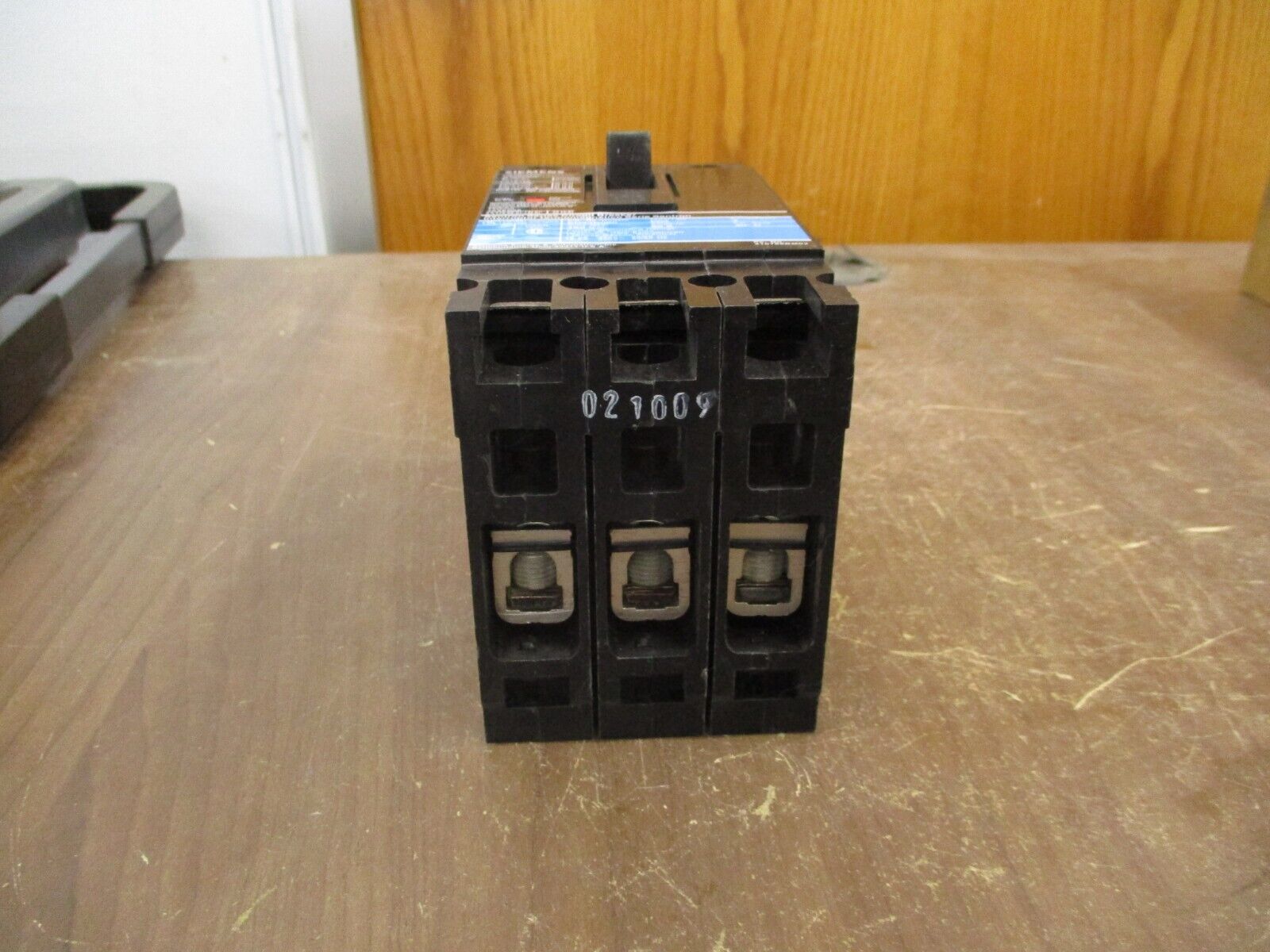 Siemens Sentron Circuit Breaker ED43B080L 80A 480V 3P New Surplus