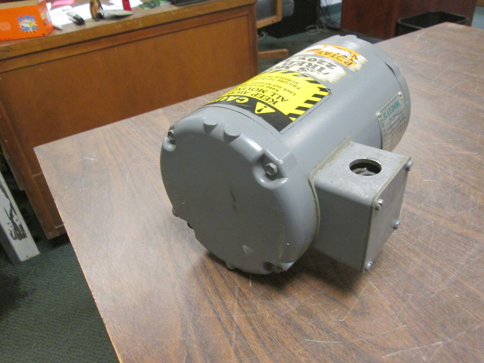 Baldor AC Motor ½HP 1425RPM FR: 48Z 190/380V 2.2/1.1A 3Ph Used