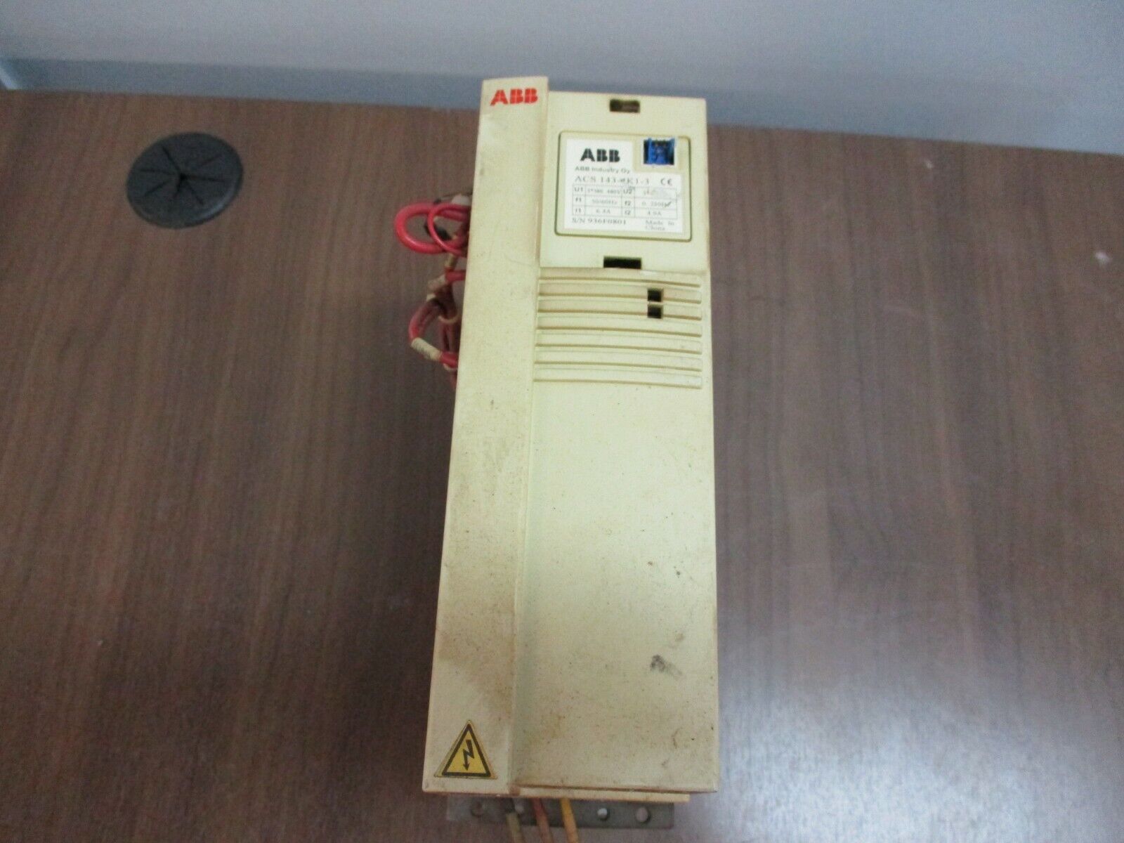 ABB AC Drive ACS 143-4K1-3 3HP 3Ph *No Keypad* Used