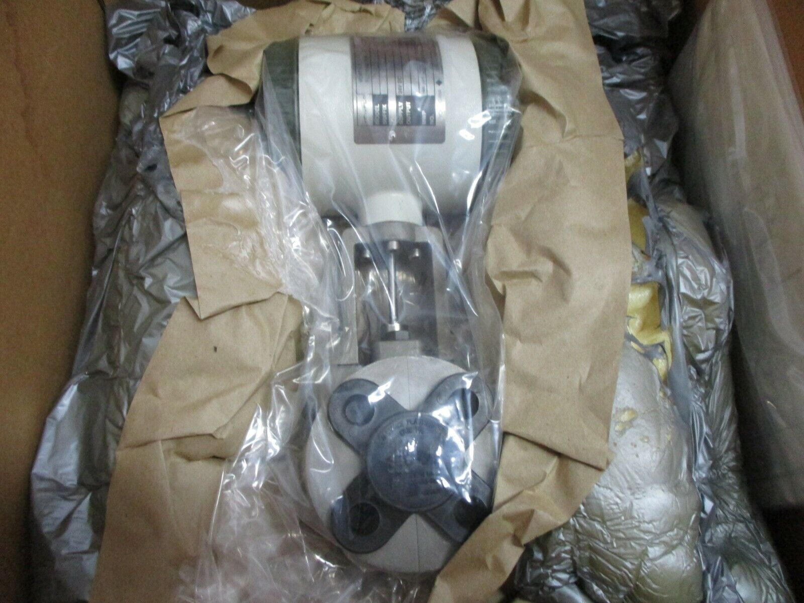 Yokogawa Yewflo Vortex Flowmeter YF101 AAUA3A-S353*E Supply: 24VDC 1440PSIG Max