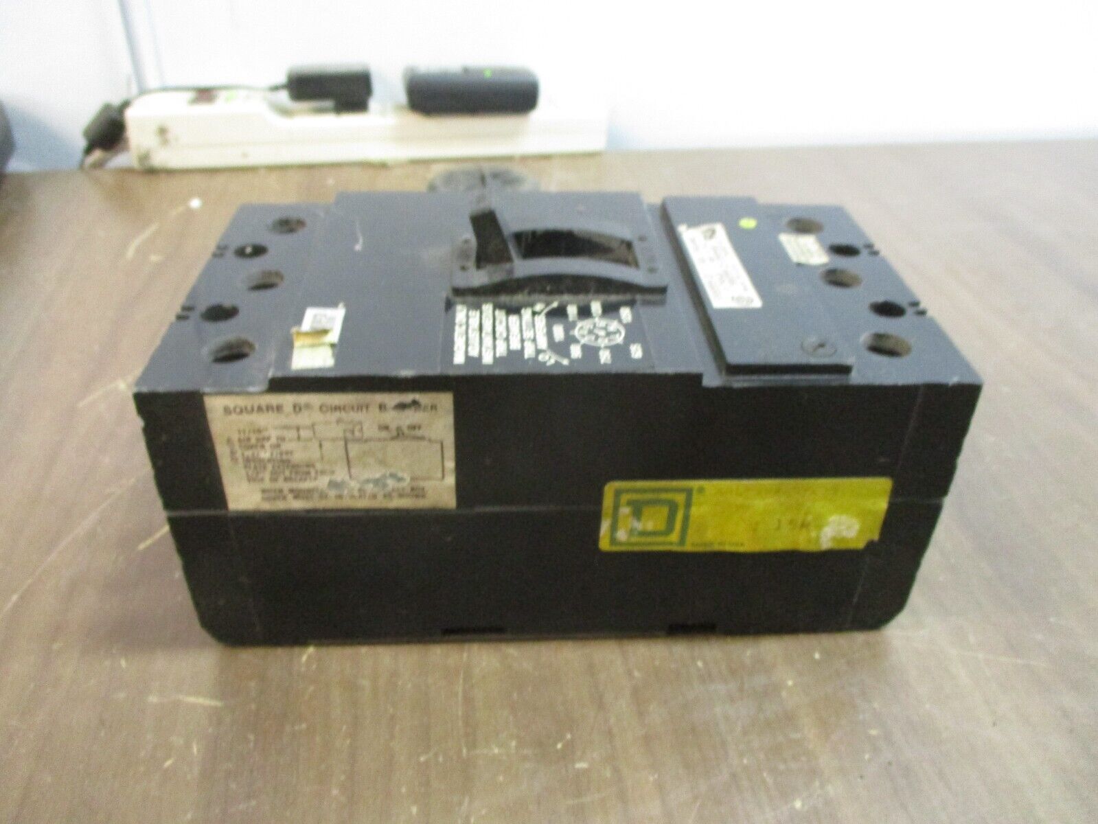 Square D Circuit Breaker KAL-36225-25M 225A 600V 3P Used