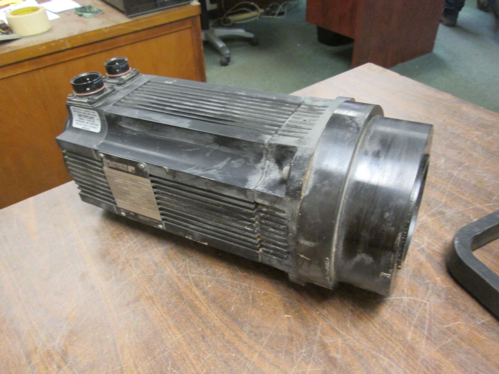 Reliance Electro-Craft Servo Motor 1326AB-B520E-21 2.85KW 3000RPM 6.64A, Used