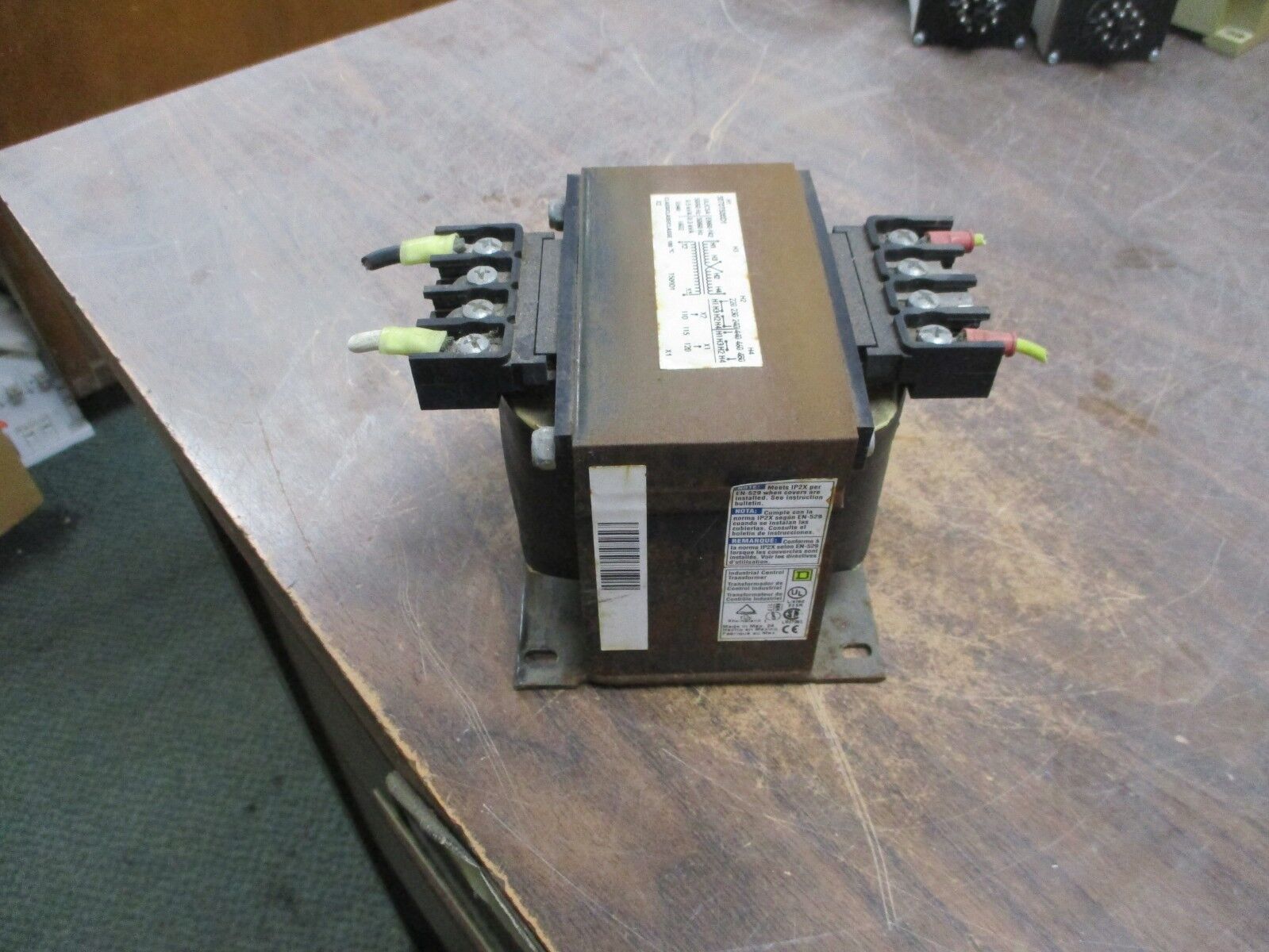 Square D Transformer 9070T500D1 .500KVA Pri 240/480V Sec 120V Used