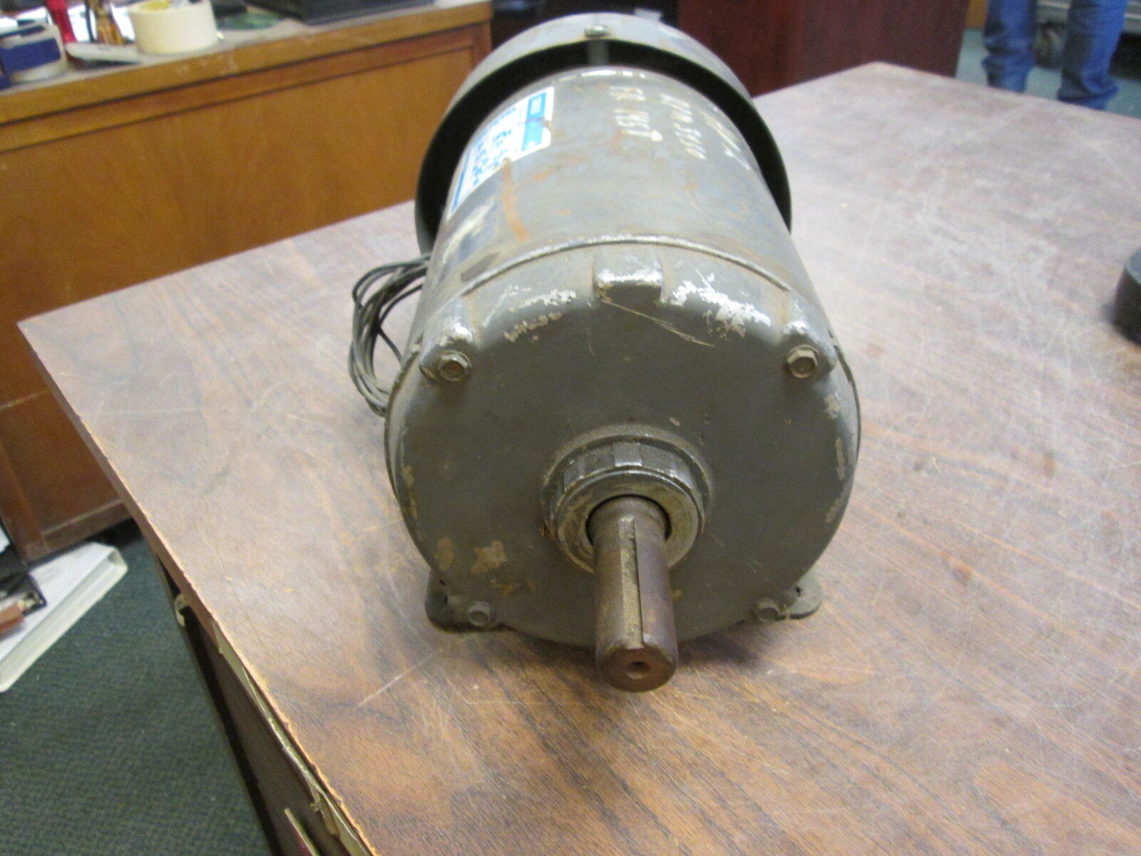 Gould Century Motor 8-333129-01 2.0HP 3450RPM FR:N145T 230/460V 5.3/2.65A Used