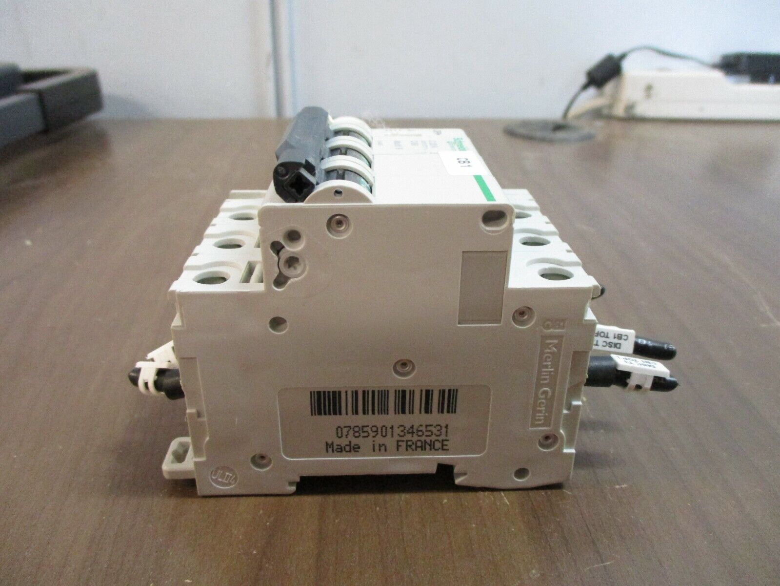 Schneider Electric Multi 9 Circuit Breaker 24469 20A 480Y/277V 3P w/ Aux Switch