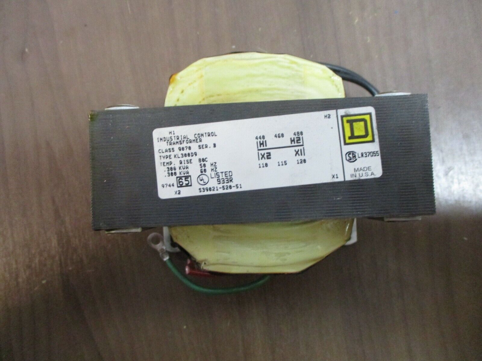 Square D Transformer 9070KL300D9 Ser. B 0.300KVA Pri: 480V Sec: 120V Used