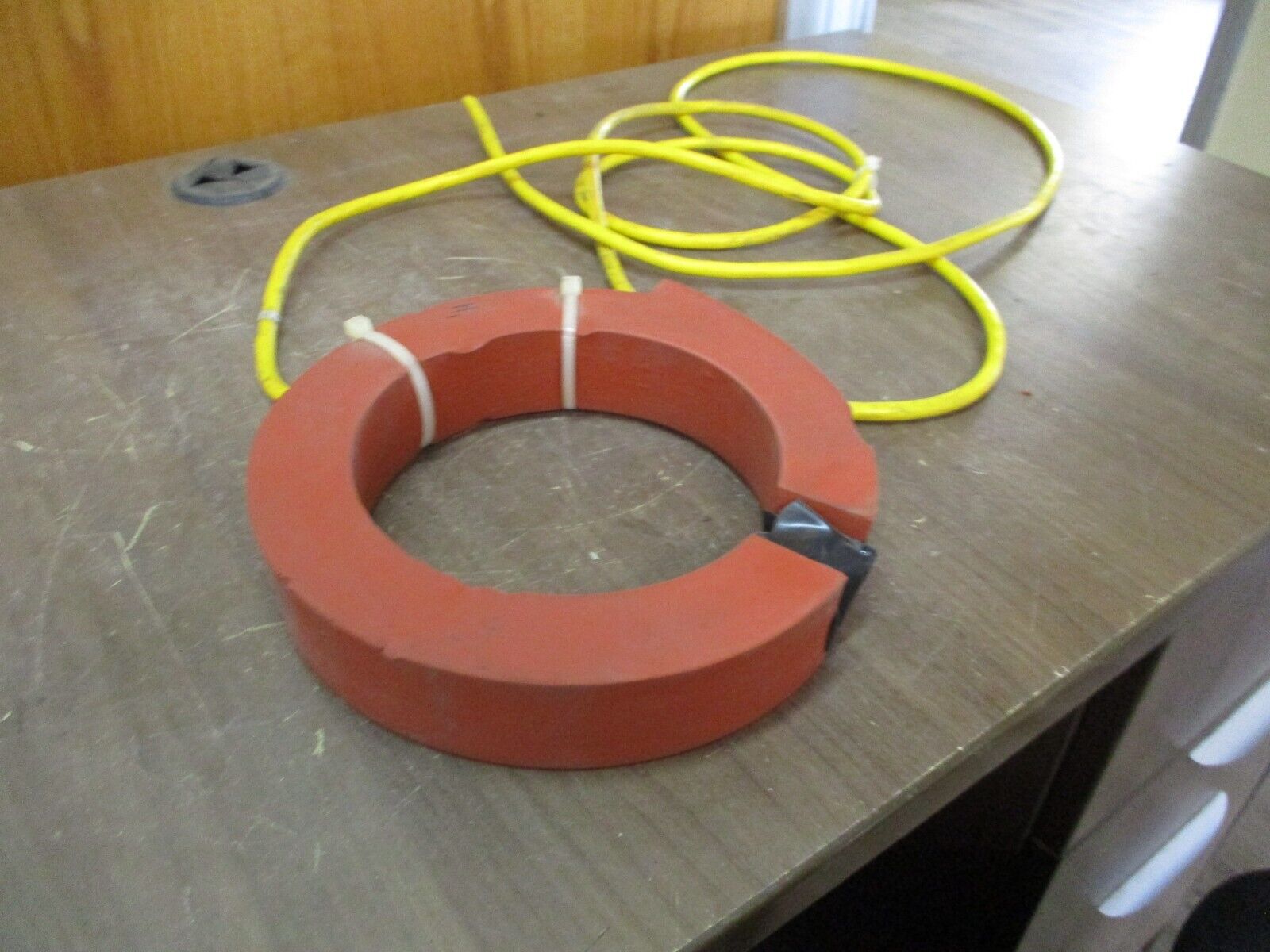 Flex-Core Current Transformer FCL 4000/5-6 Ratio 4000:5A 50-400Hz 6" Windows