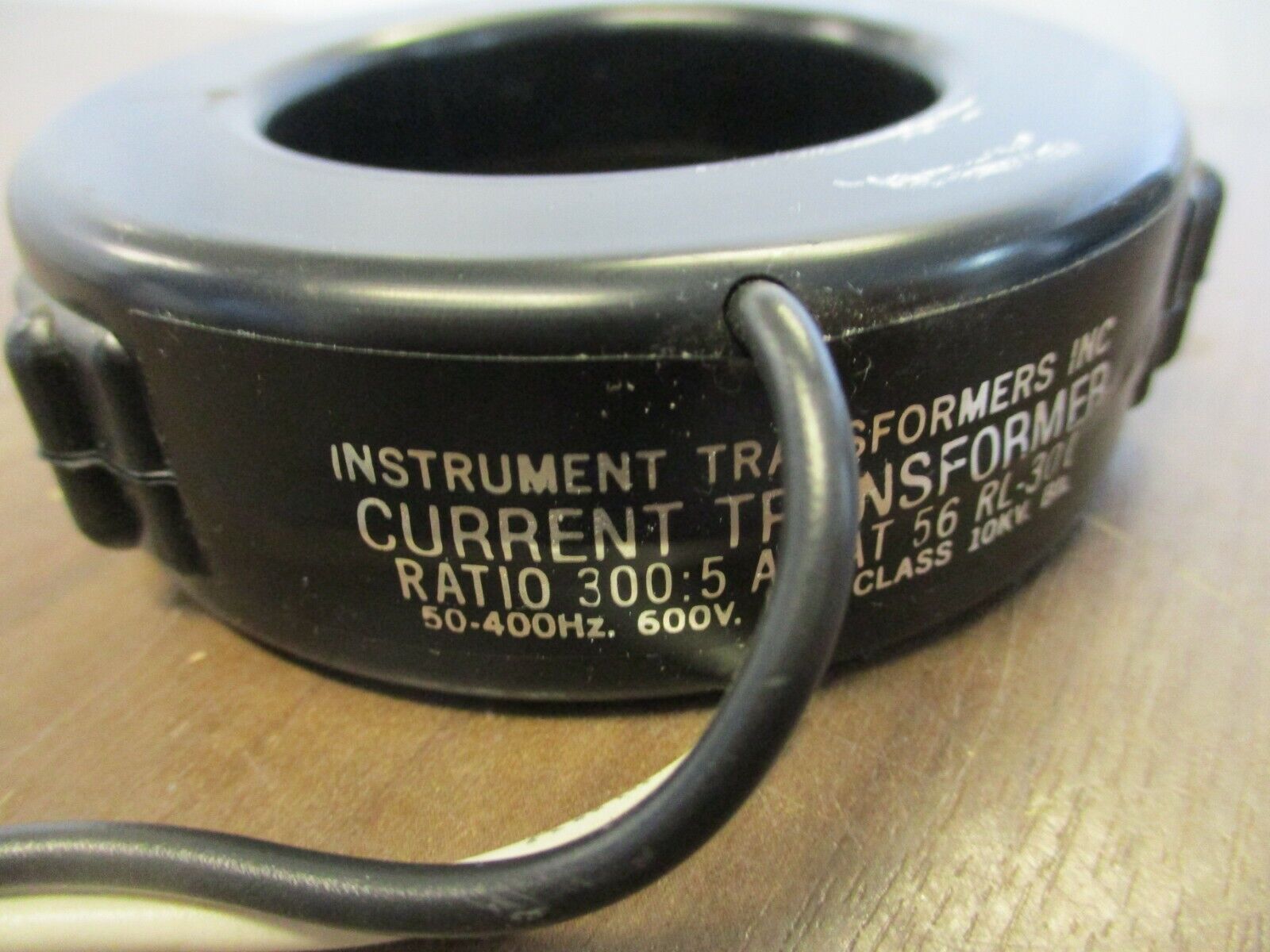 Instrument Transformers Current Transformer 56 RL-301 Ratio 300:5A 600V Used