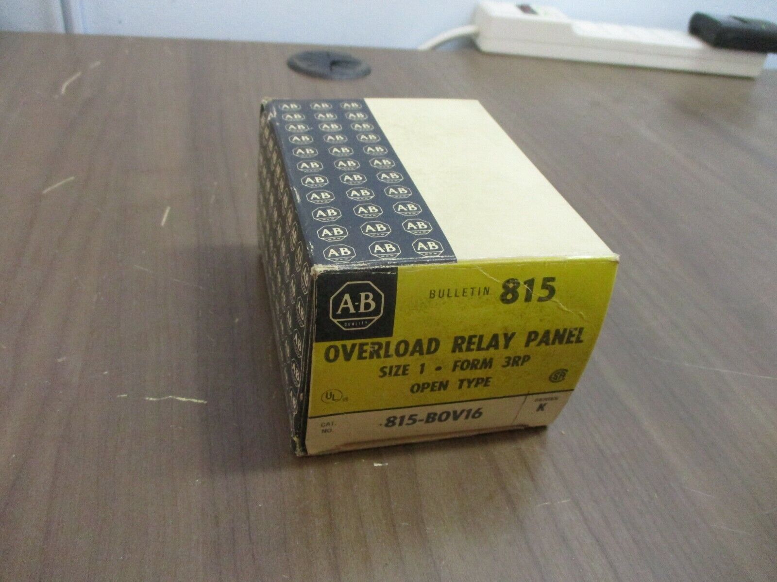 Allen-Bradley Overload Relay Panel 815-B0V16 Ser. K Size 1 New Surplus