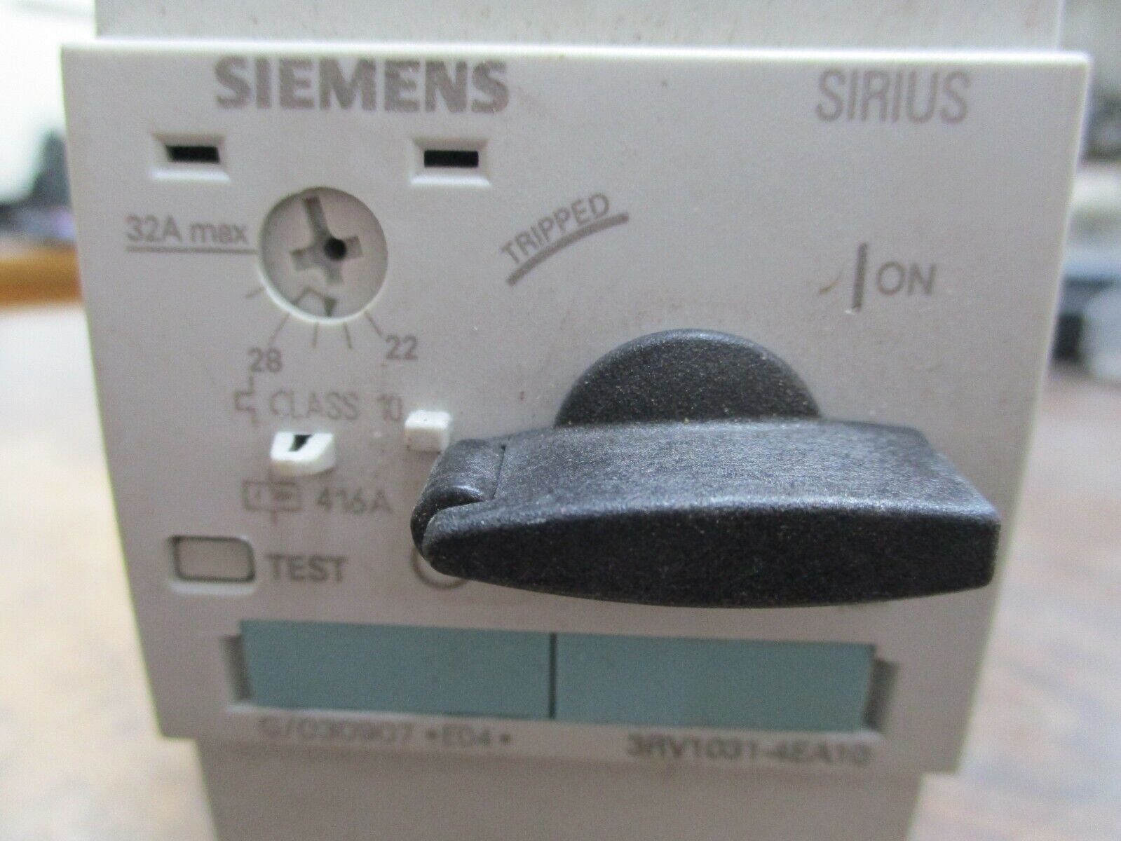 Siemens Sirius Motor Protector 3RV1031-4EA10 Trip: 22-32A Used