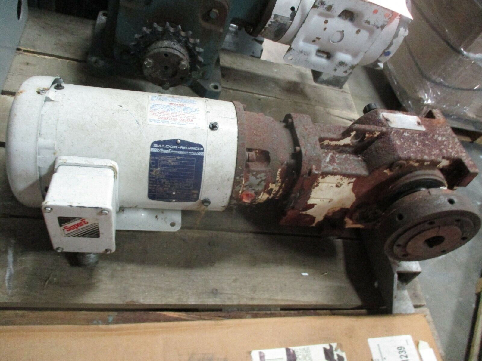 Baldor/Reliance Gearmotor CEWDW3558T/BB483CN140TC 2HP Ratio 60.08:1 Used