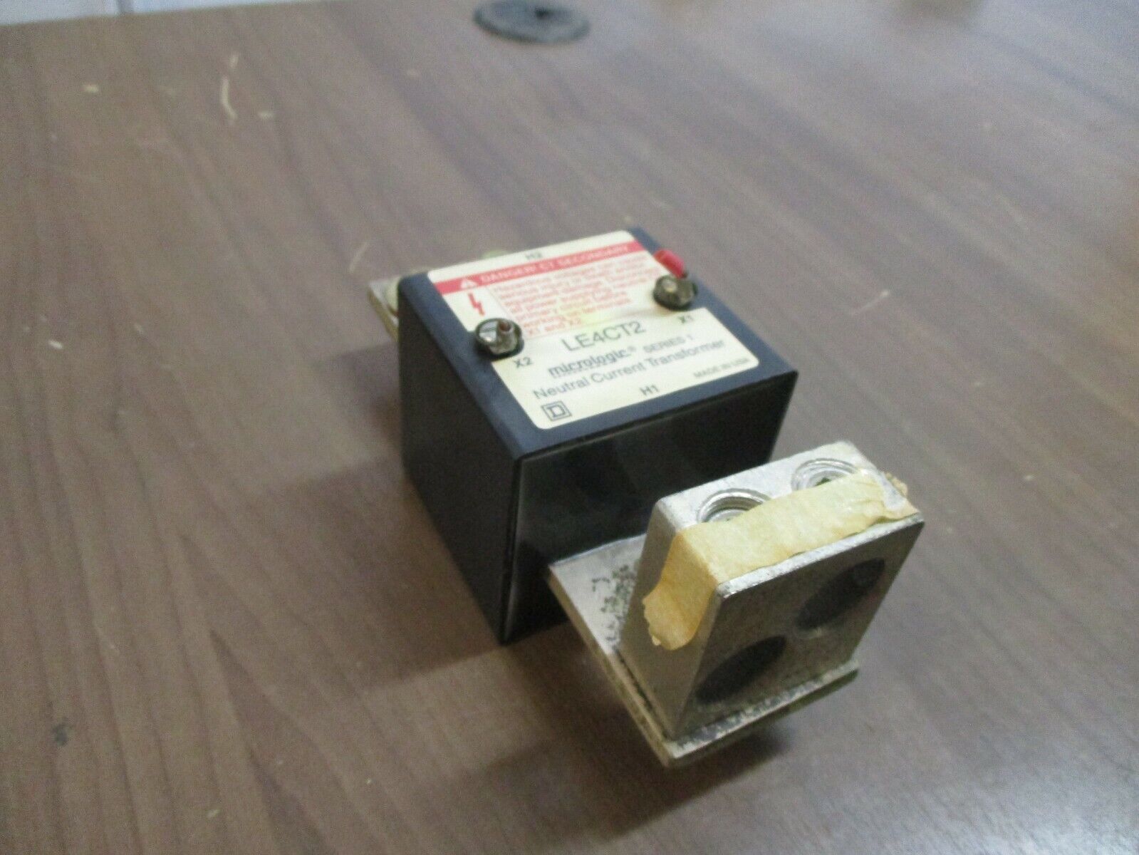 Square D Micrologic Neutral Current Transformer LE4CT2 Ser. 1 400A Used