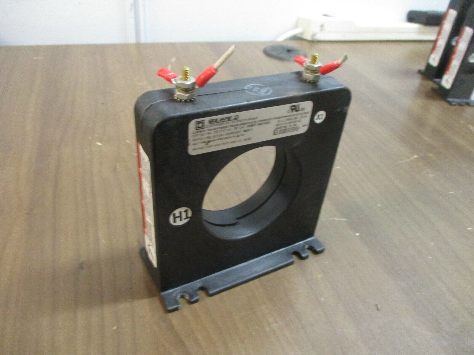 Square D Current Transformer 74RFT-1641-001 Ratio 1640:1A 600V 60Hz 10kV BIL