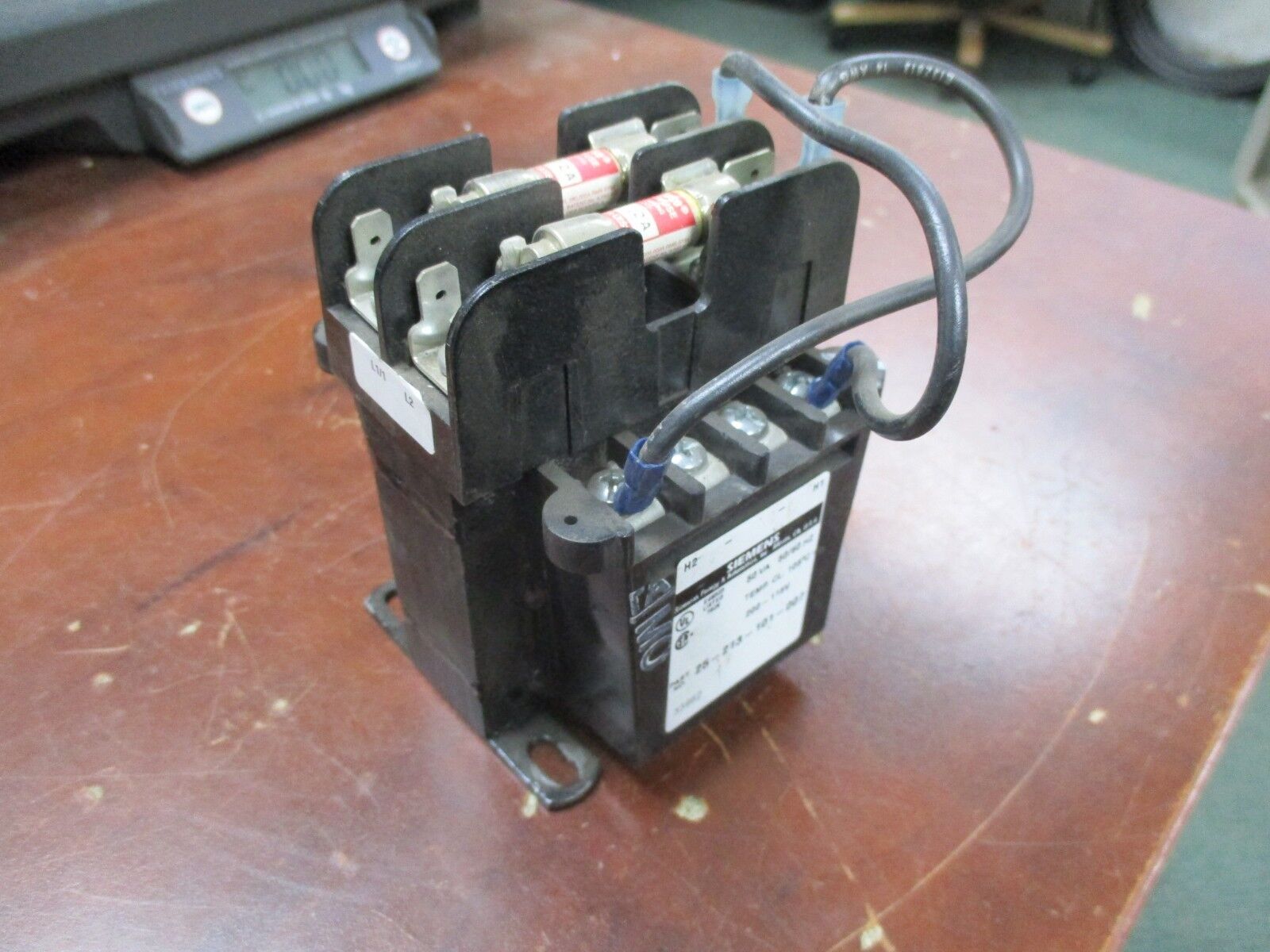 Siemens Transformer 25-213-101-007 50VA Pri: 200V Sec: 115V 50/60Hz Used