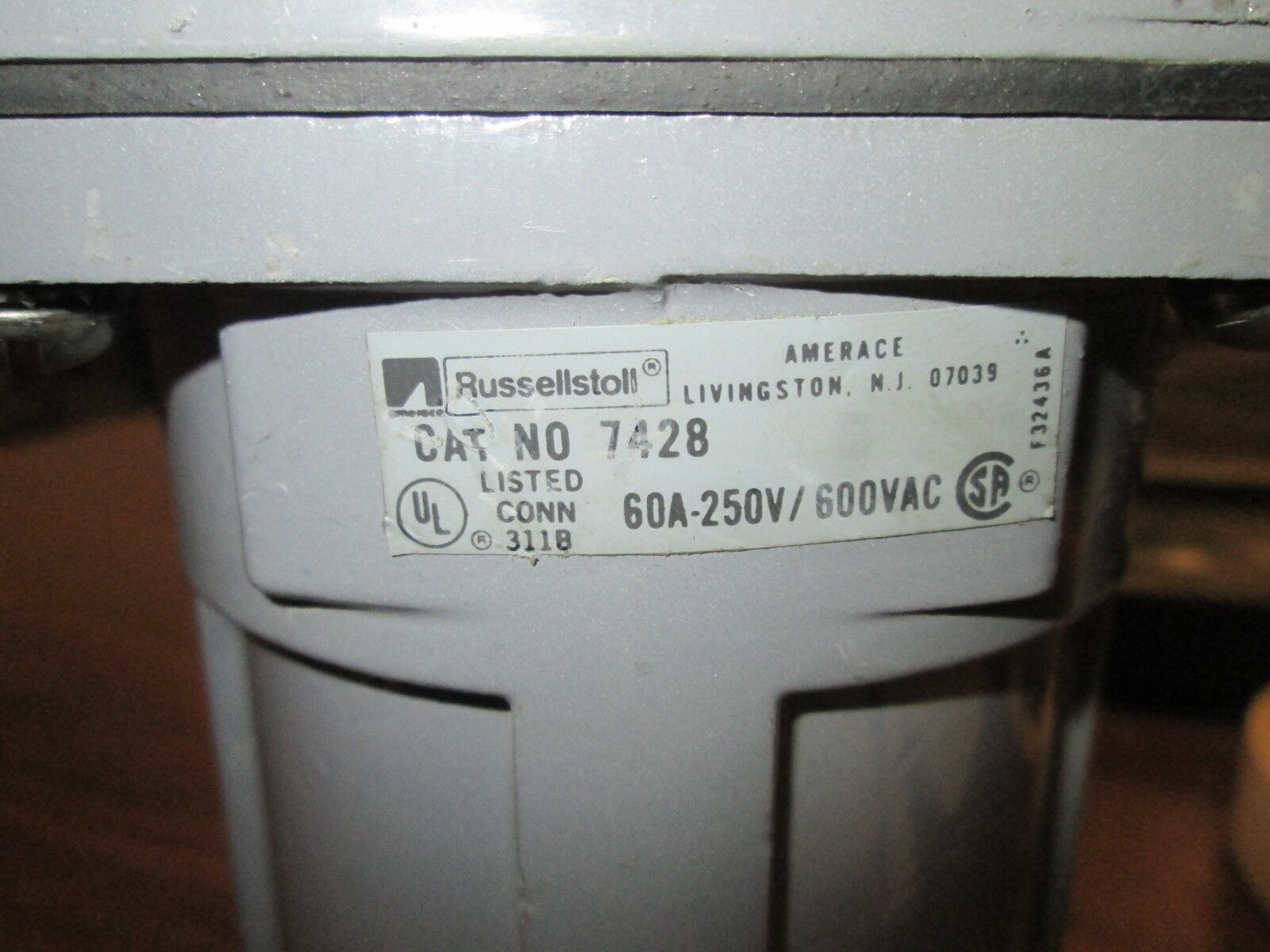 RussellStoll  Connector  7428  60A  600V  3P  4W  Conduit Connection