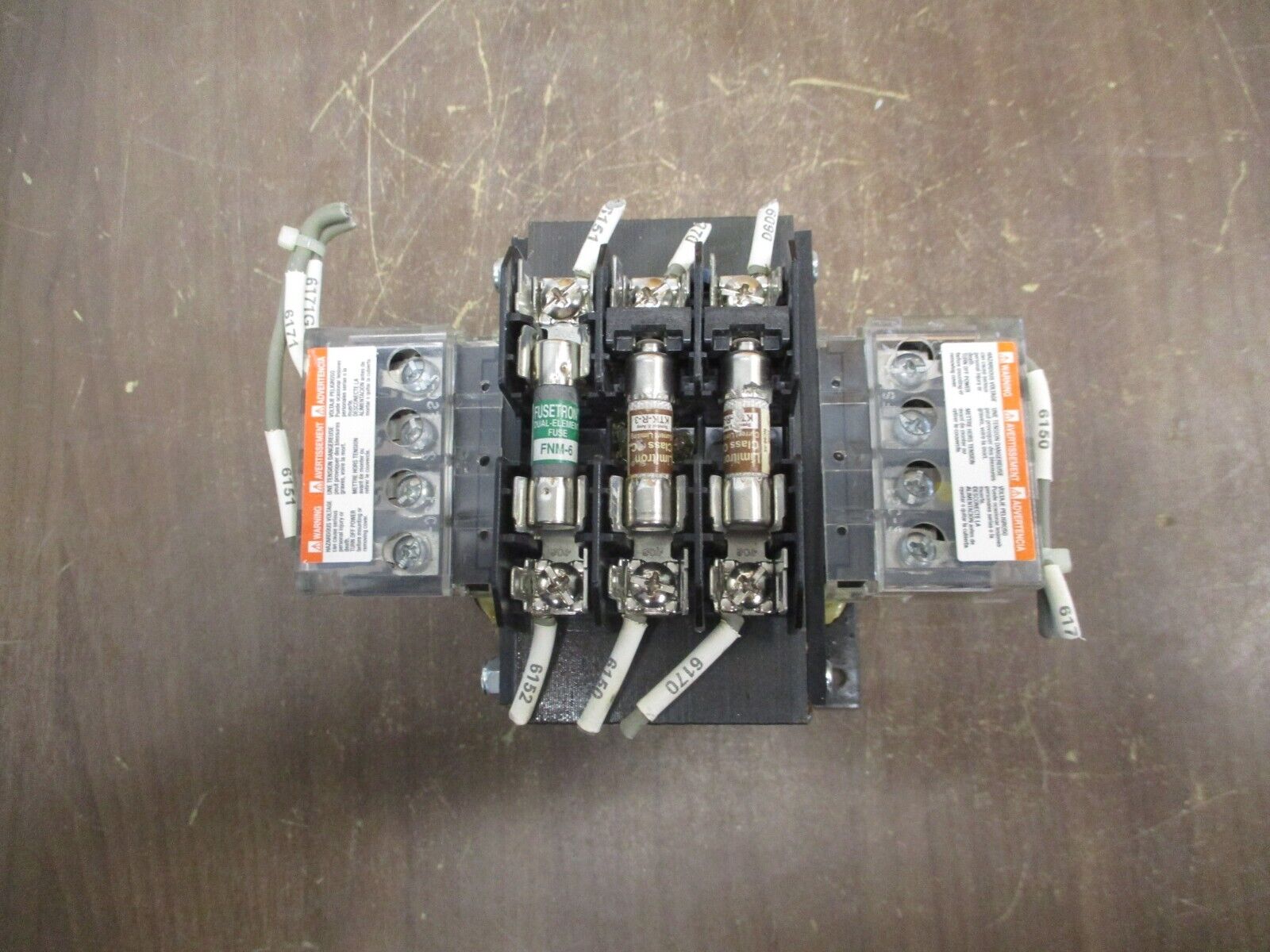 Square D Transformer 9070TF500D1 0.5kVA Pri: 240/480V Sec: 120V 50/60Hz  Used