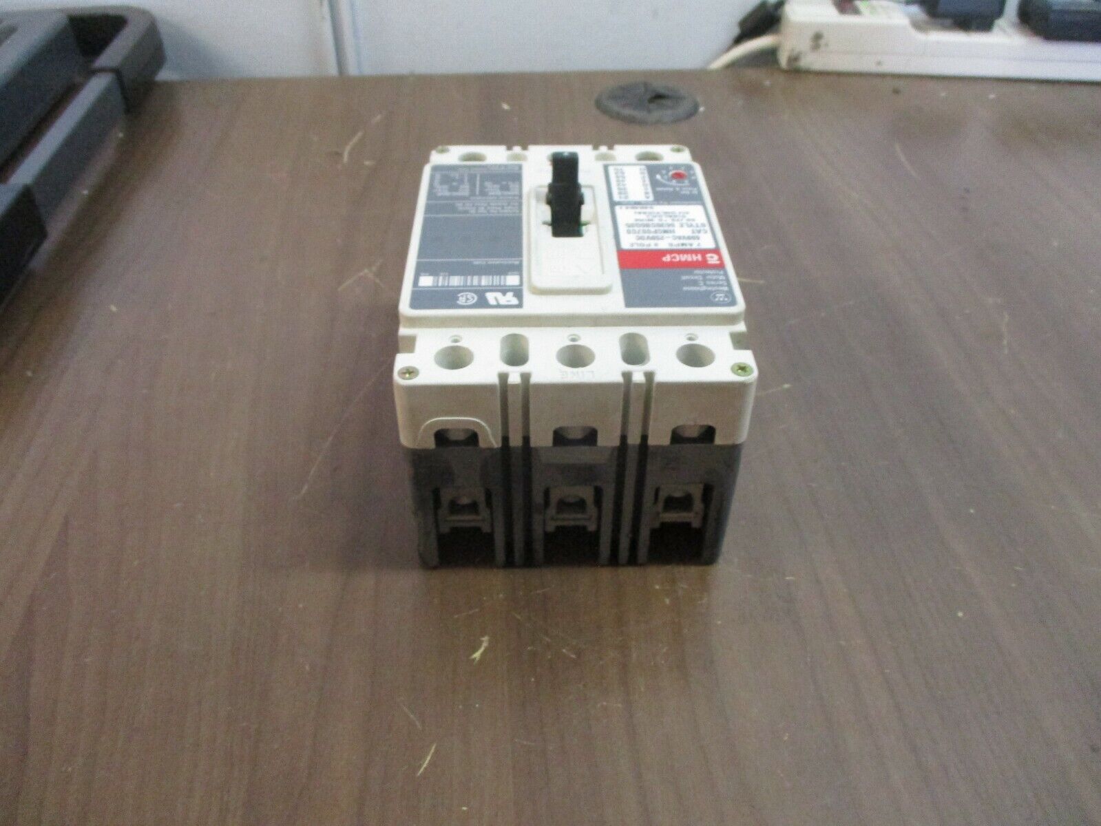 Westinghouse Circuit Breaker HMCP007C0 7A 600V 3P Used