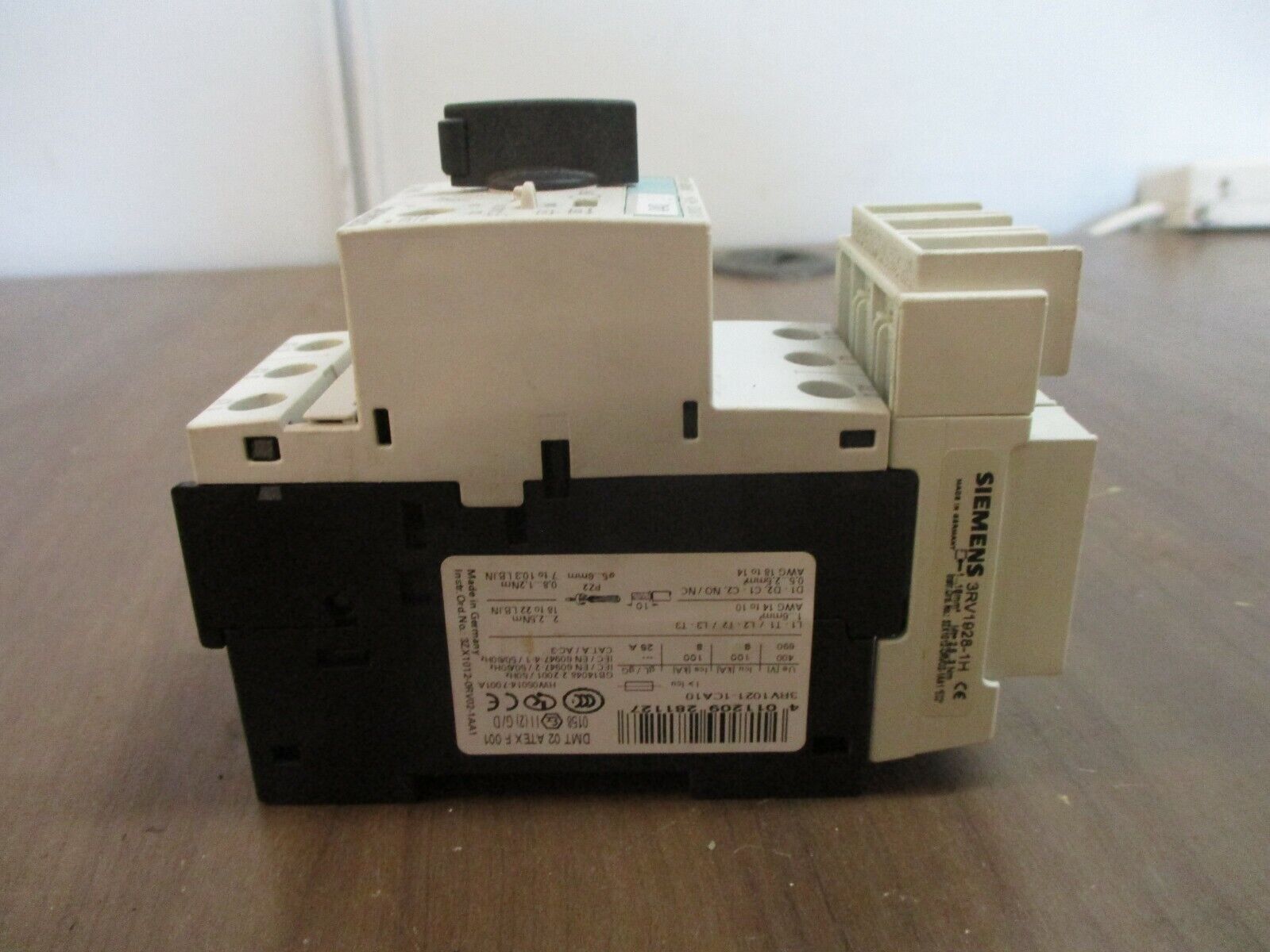 Siemens Sirius Motor Protector 3RV1021-1CA10 Trip: 1.8-2.5A Used