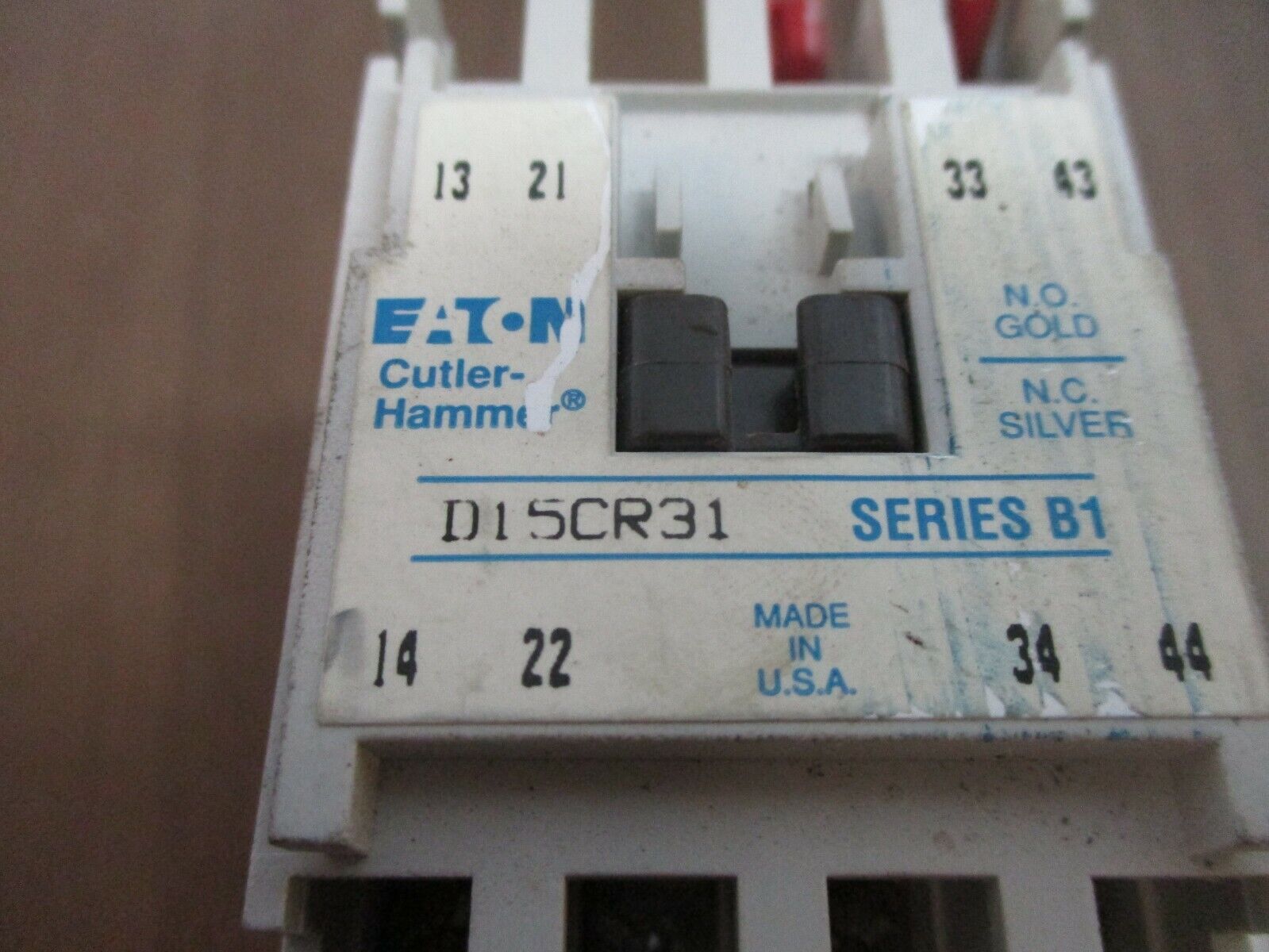 Eaton Cutler-Hammer Contactor D15CR31 Ser. B1 120V Coil Used