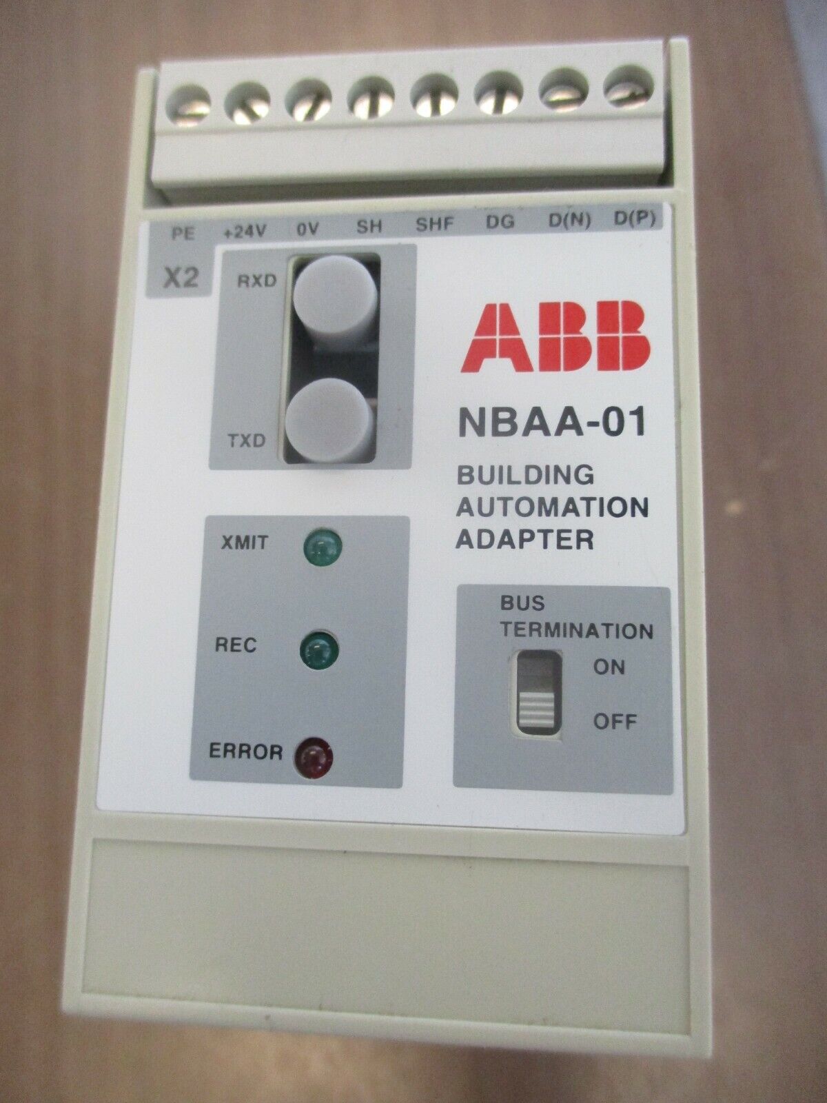 ABB Building Automation Adapter NBAA-01 24VDC 3W SW Version 1,0 Rev. B Used