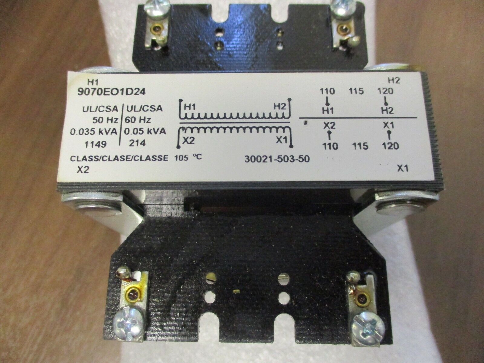 Square D Control Transformer 9070EOD24 0.05kVA Pri:110/115/120V Sec:110/115/120V