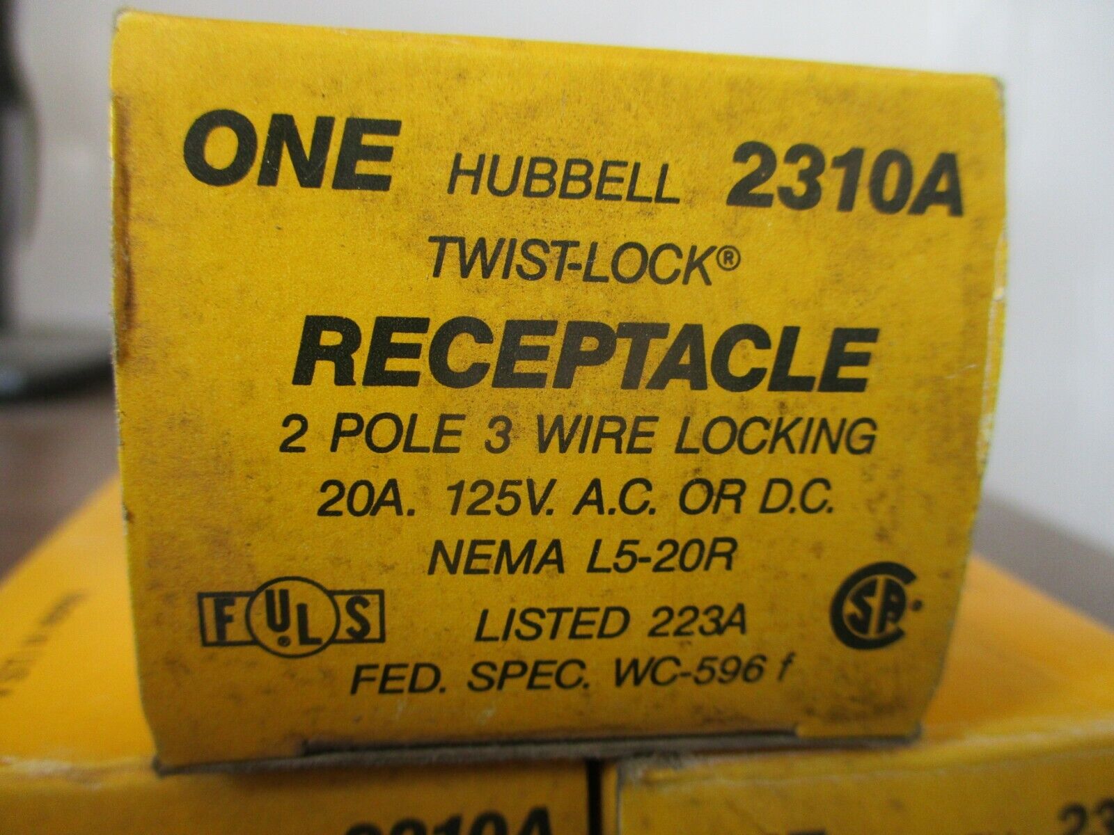 Hubbell Twist-Lock Receptacle 2310A 20A 125V 2P 3W *Lot of 3* New Surplus