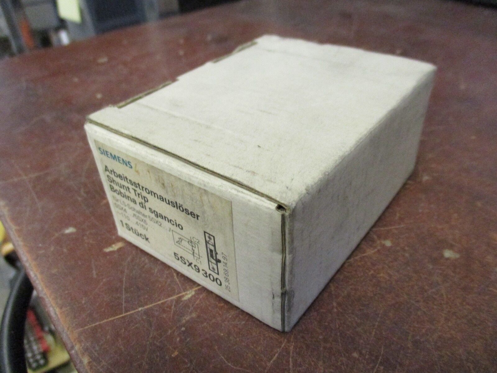 Siemens Shunt Trip 5SX9300 110...415V New Surplus