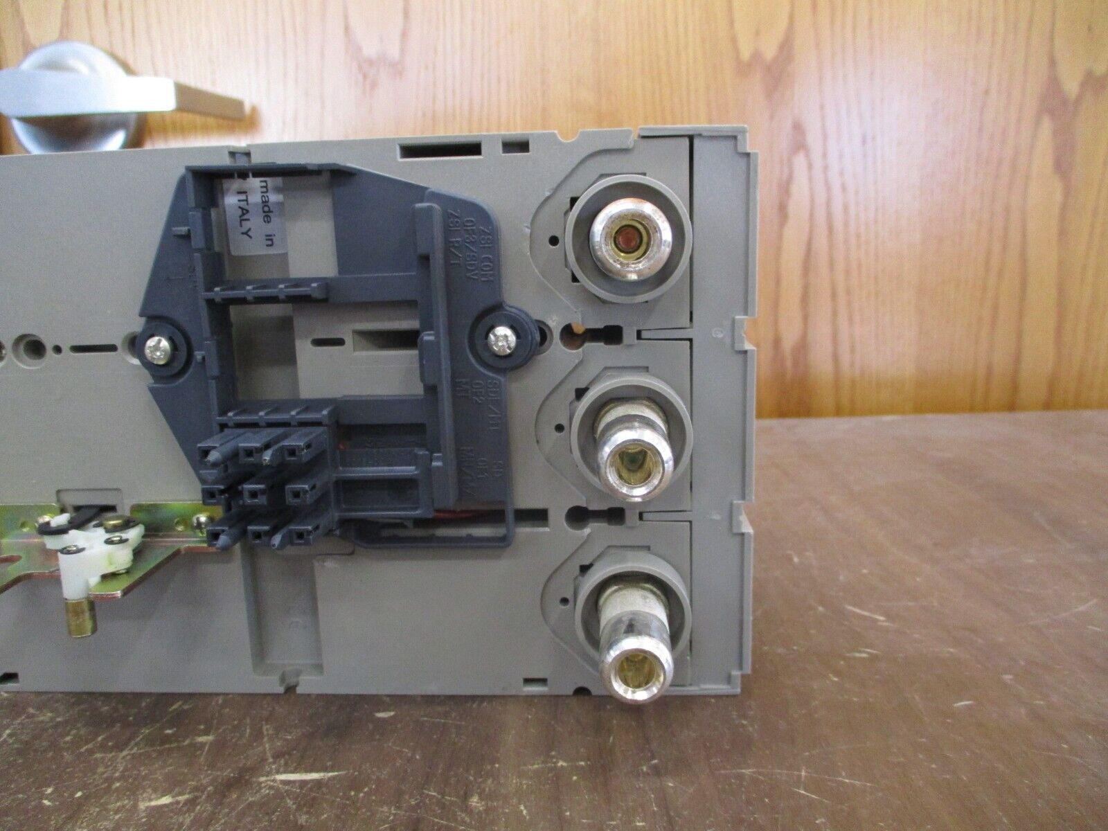 Merlin Gerin Circuit Breaker NSJ400A 400A 600V 50/60Hz Used