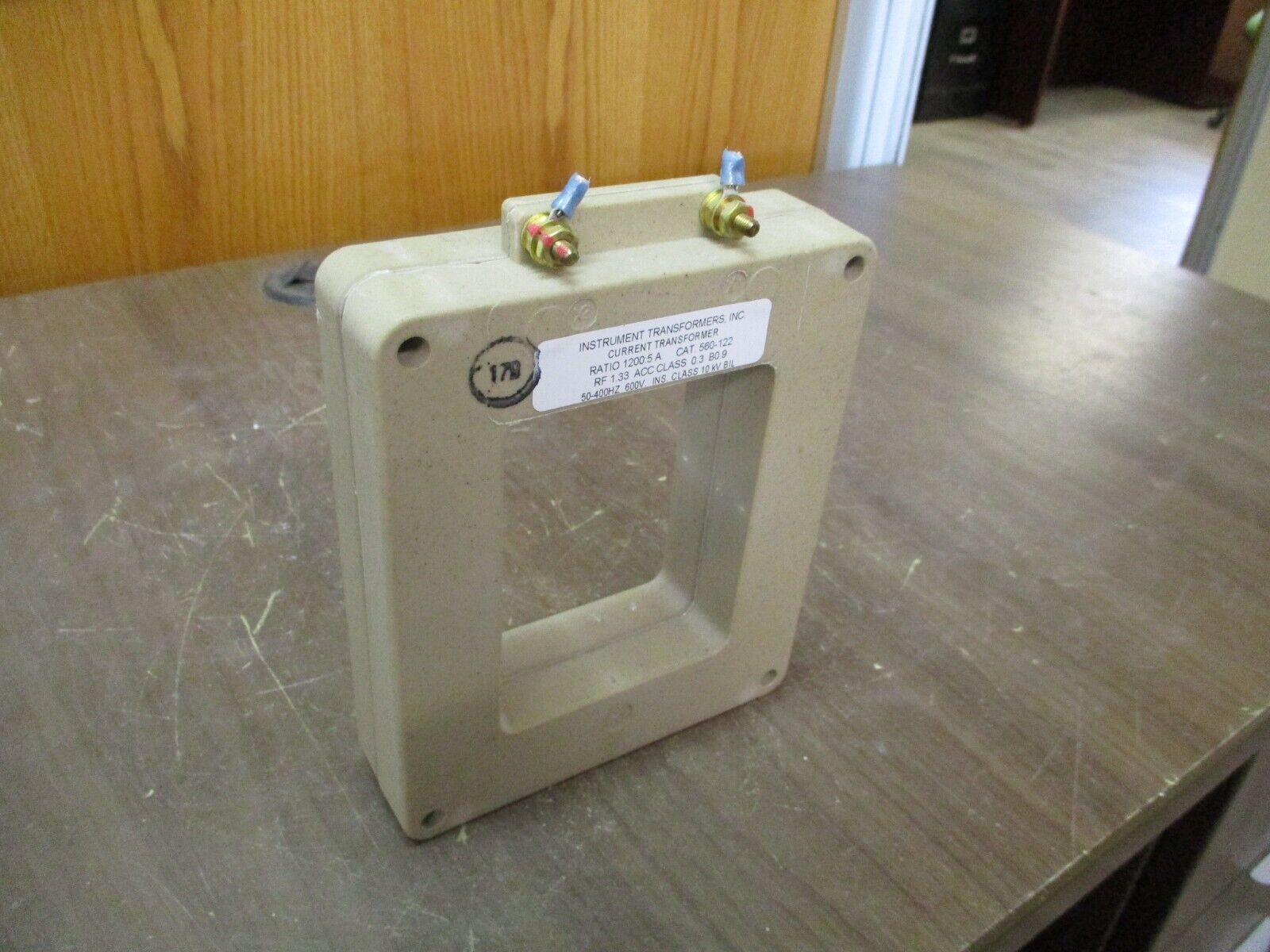 Instrument Transformers Current Transformer 560-122 Ratio 1200:5A 600V 50-400Hz