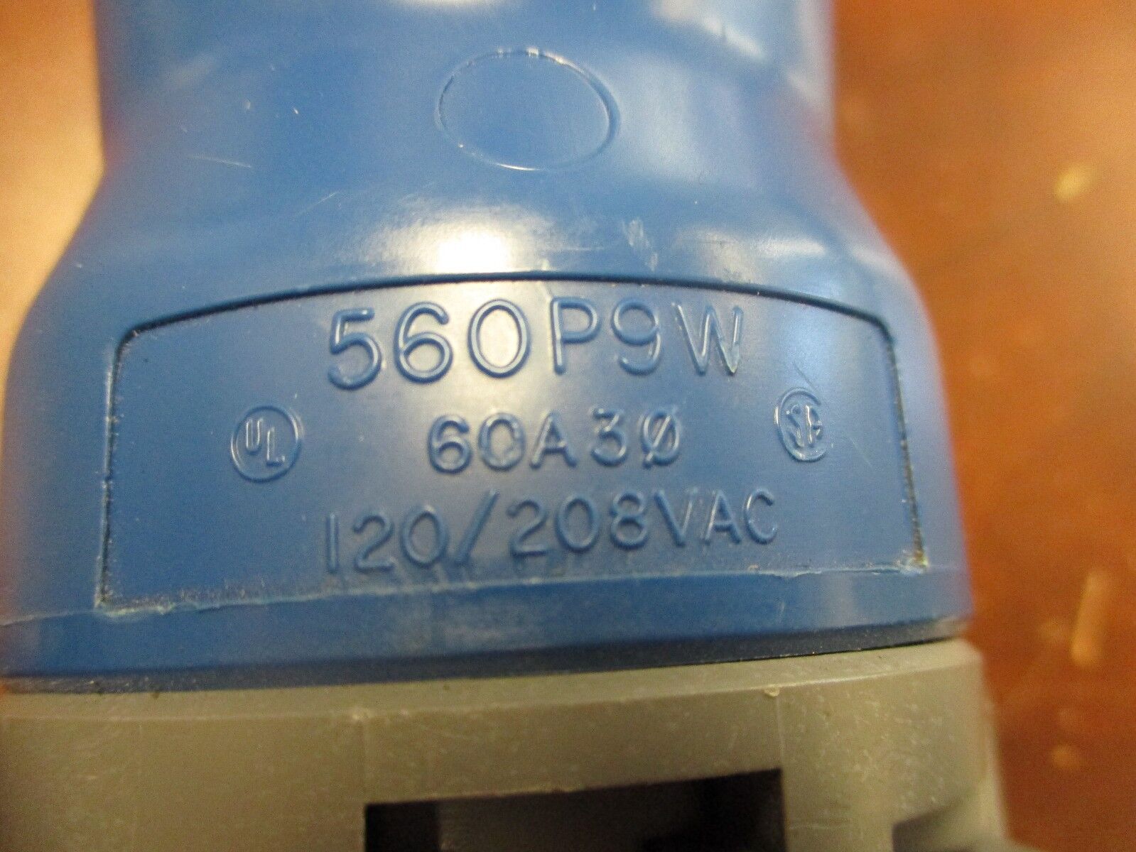 Hubbell Plug 560P9W 60A 208V Watertight *Missing Bushing* Used