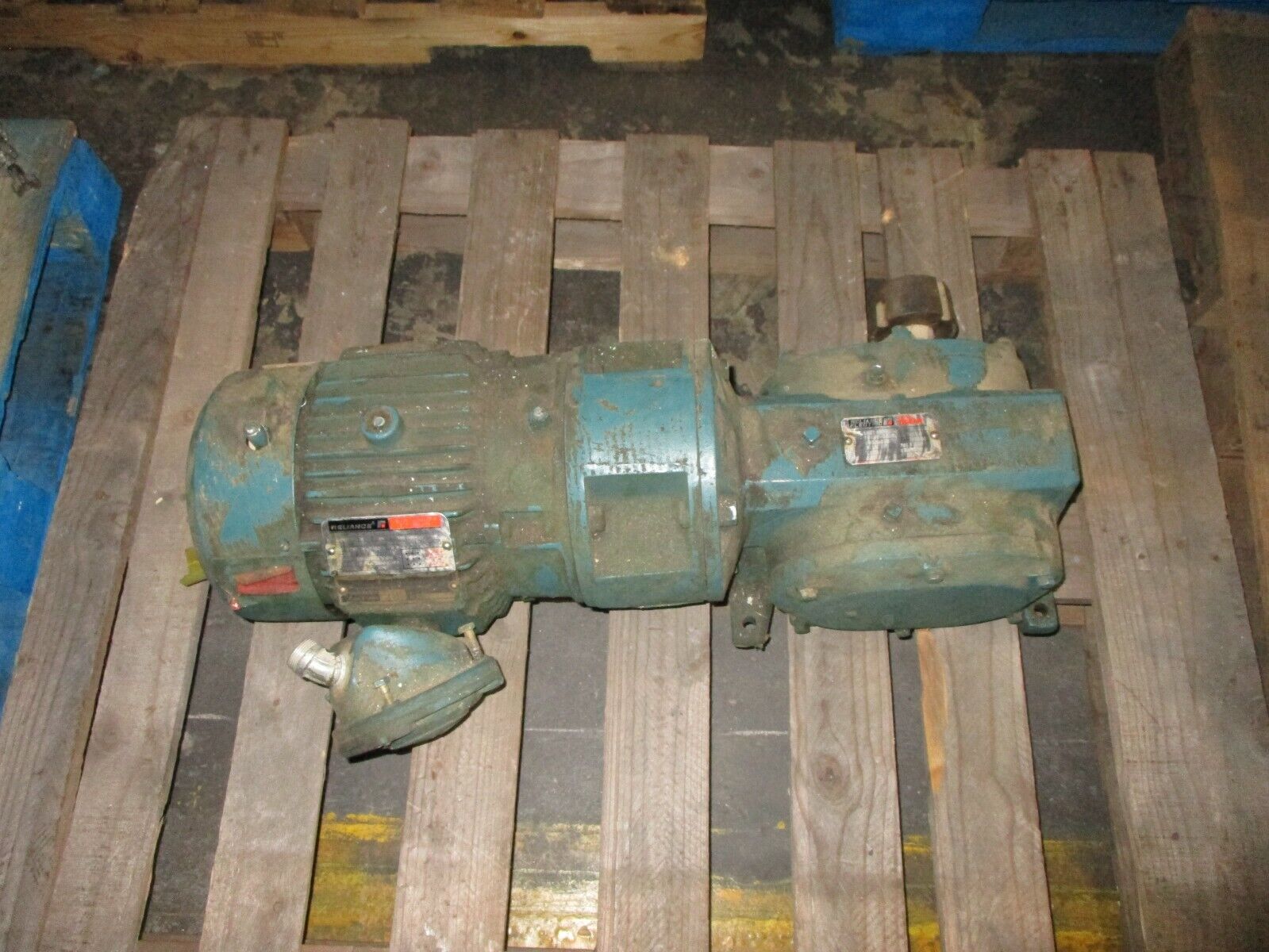 Reliance Gear Motor YR27485OA1 3HP 1800RPM 230/460V 60Hz 3Ph Used