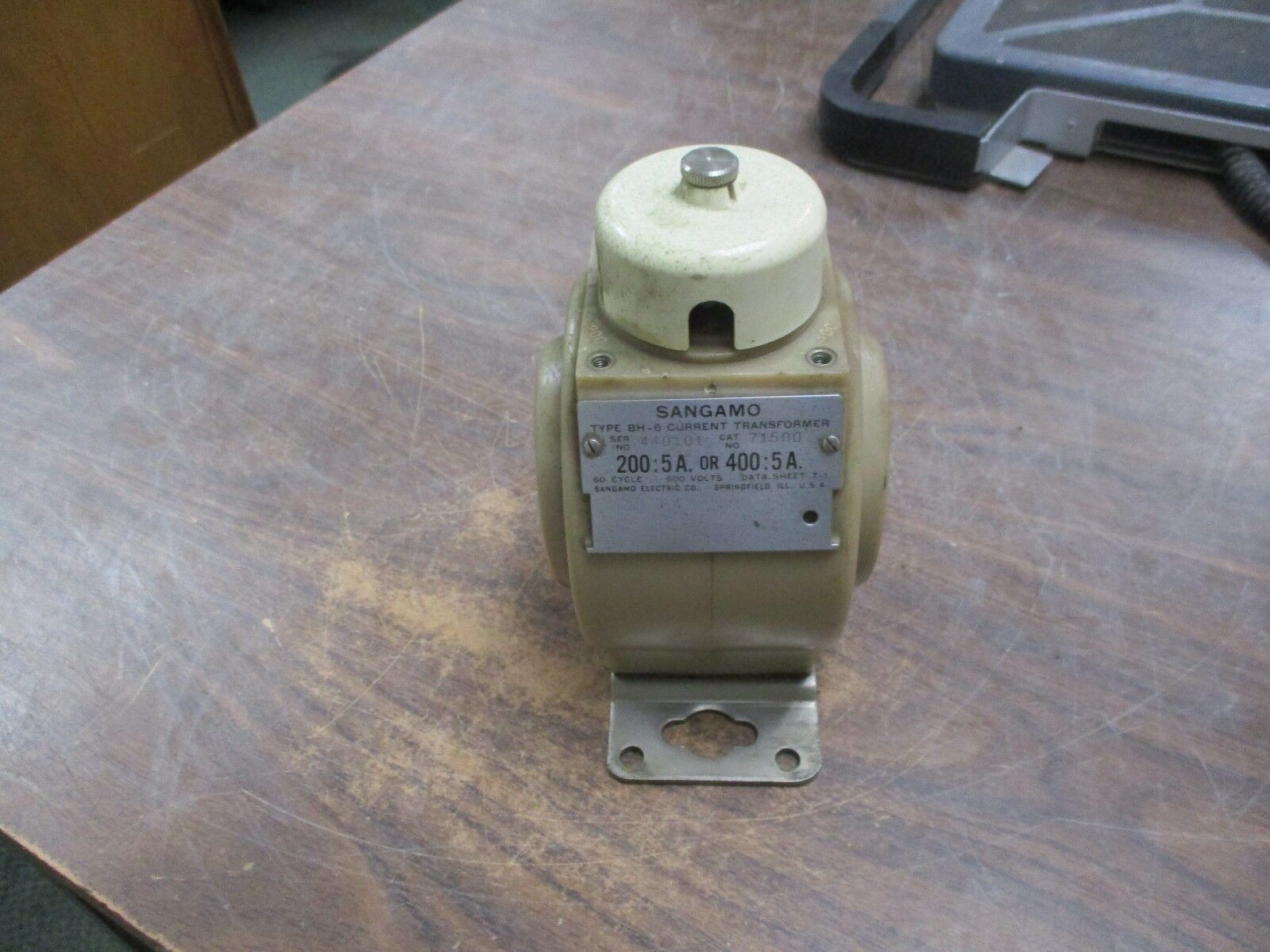 Sangamo Type BH-6 Current Transformer 71500 Ratio 200:5A or 400:5A 600V 60Hz