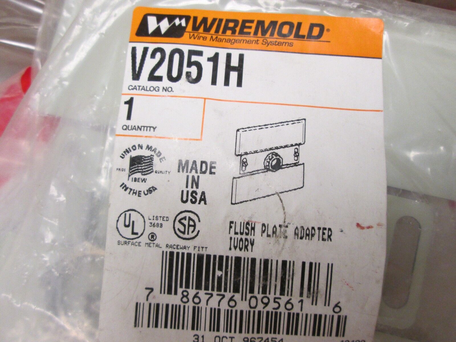 Wiremold Flush Plate Adapter V2051H *Lot of 33* New Surplus