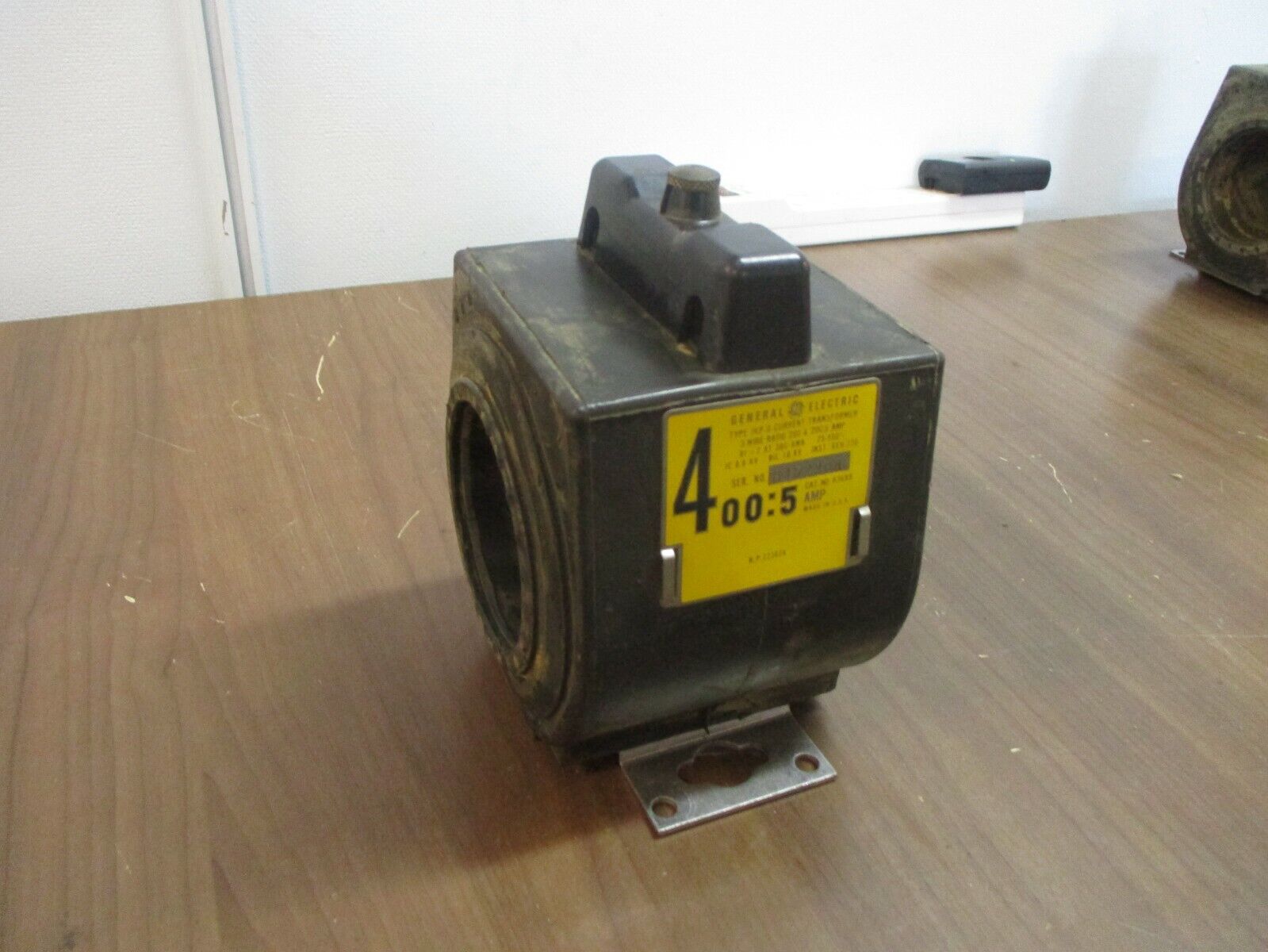 GE Type JKP-0 Current Transformer 836X9 Ratio 400:5A 600V 25-400Hz 10kV BIL Used