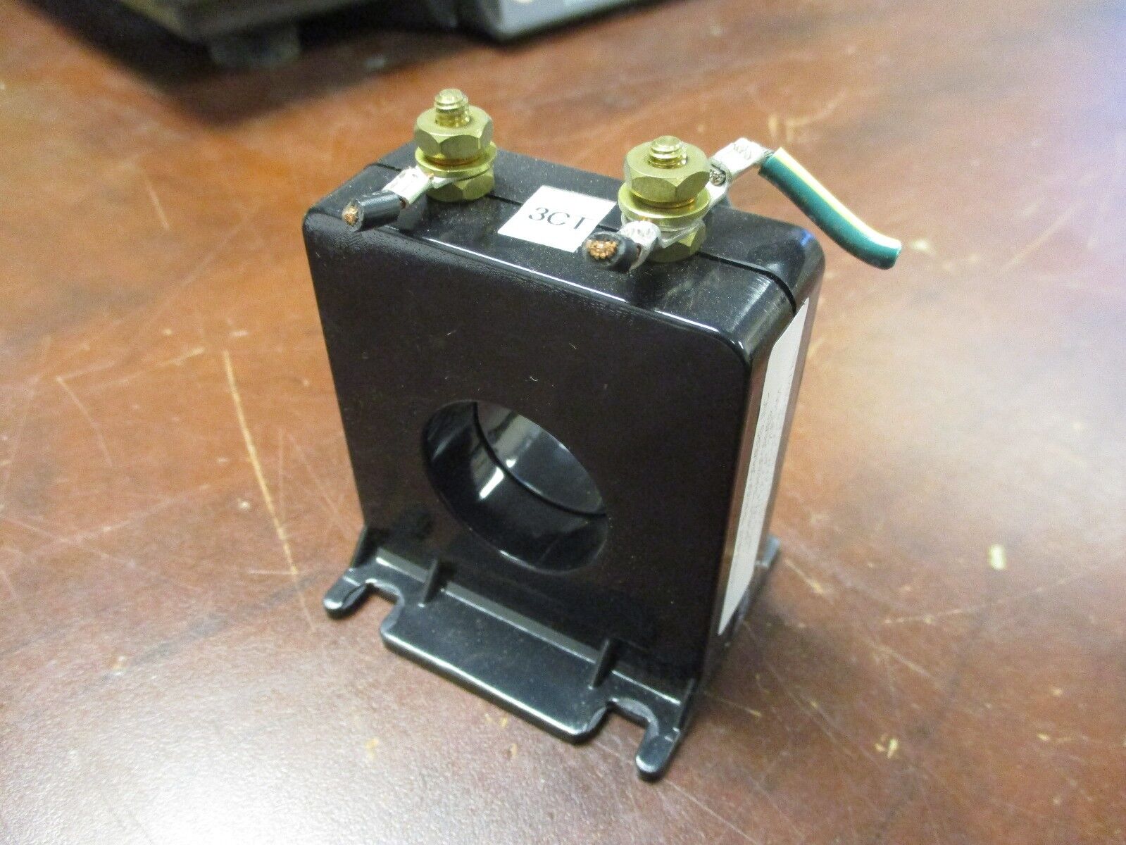 Instrument Transformers Current Transformer 2SFT-151 Ratio 150:5A 600V 50-400Hz