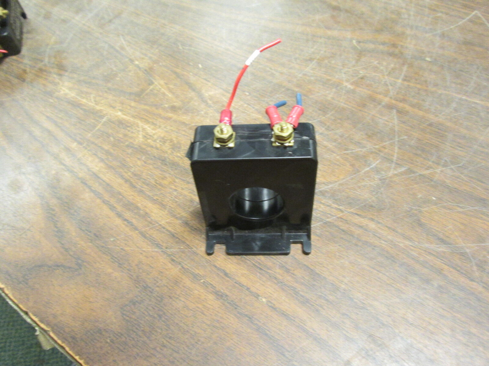 Instrument Transformer Current Transformer 2 SFT-401 Ratio 400:5A 600V 50-400Hz