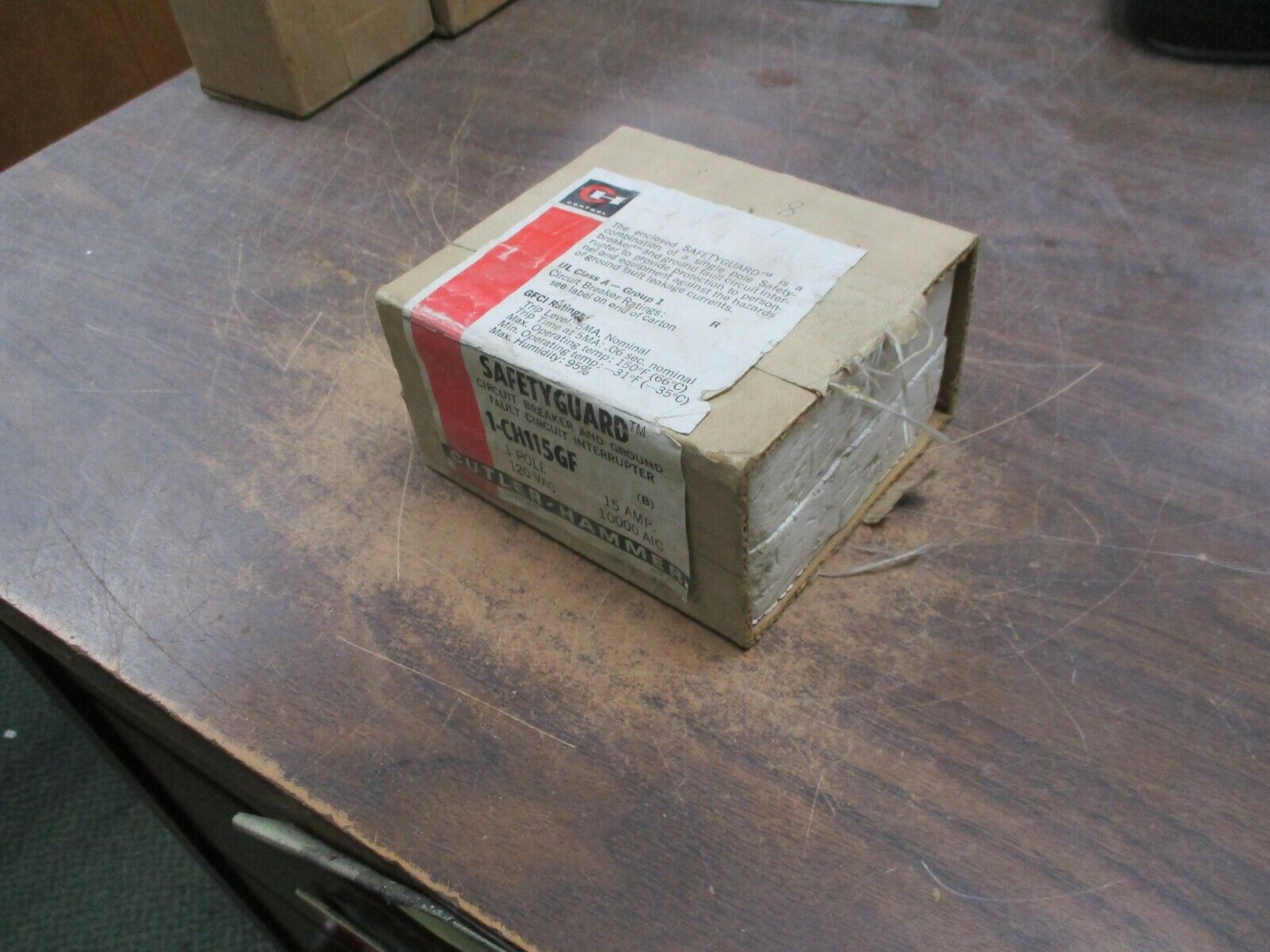 Cutler-Hammer Circuit Breaker CH115GF 15A 120V 1P New Surplus