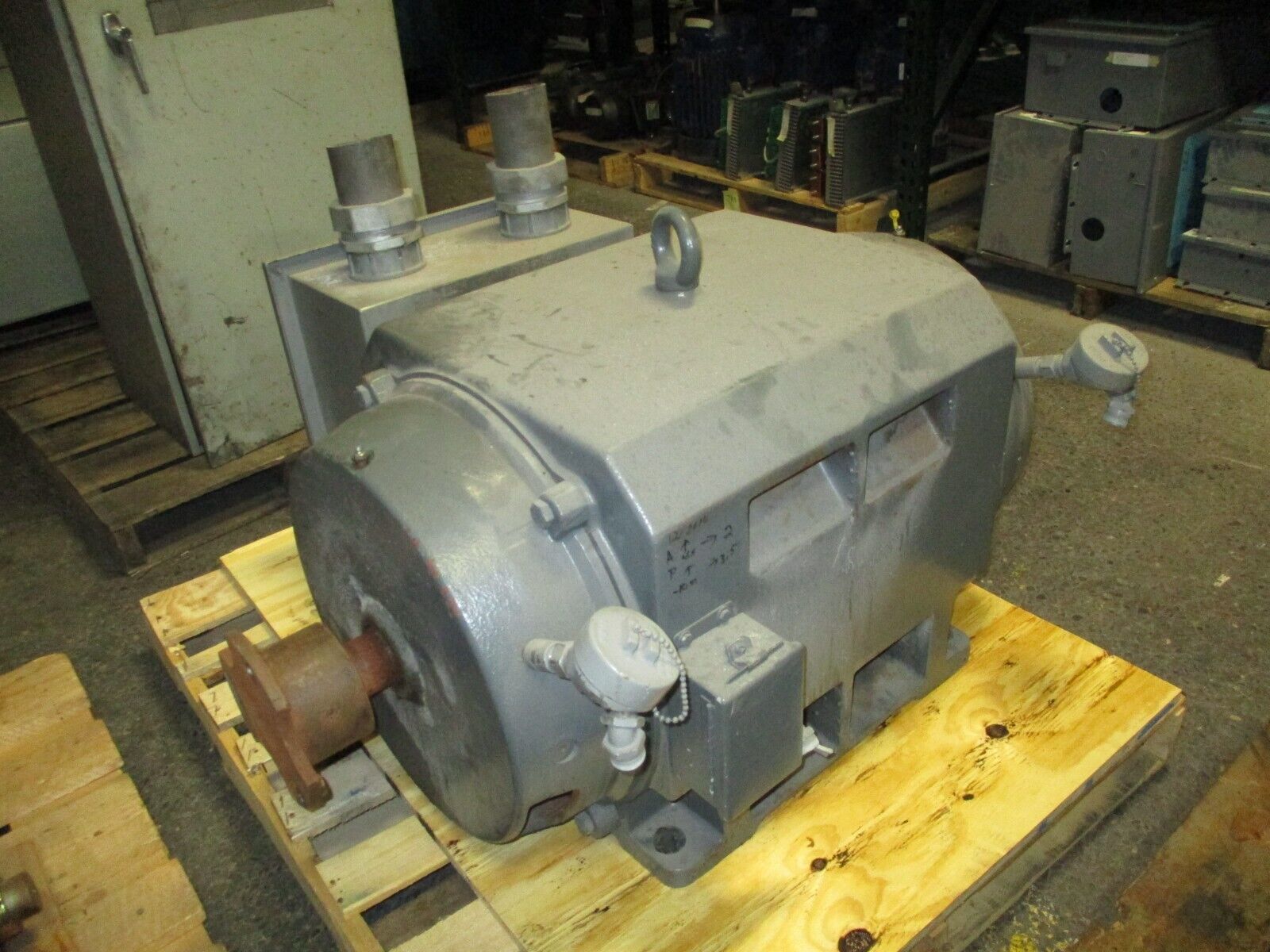 RAM Industries Motor 3AB29244SV 400HP 3600RPM 460V 440A 3Ph 60Hz Used