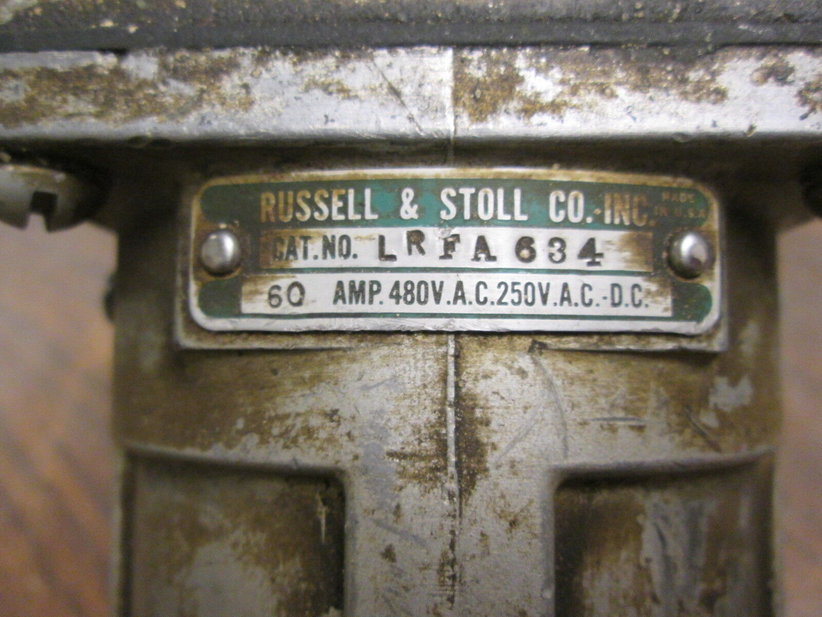 Russellstoll Receptacle LRFA634 60A 480V 4W Used