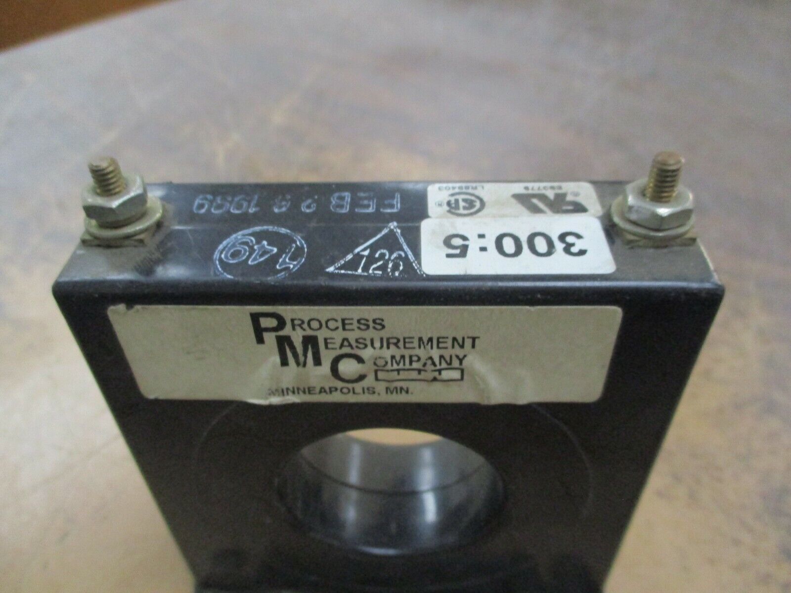 PMC Current Transformer 5 SFT-301 Ratio 300:5A 600V 50-400Hz 10KV BIL Used