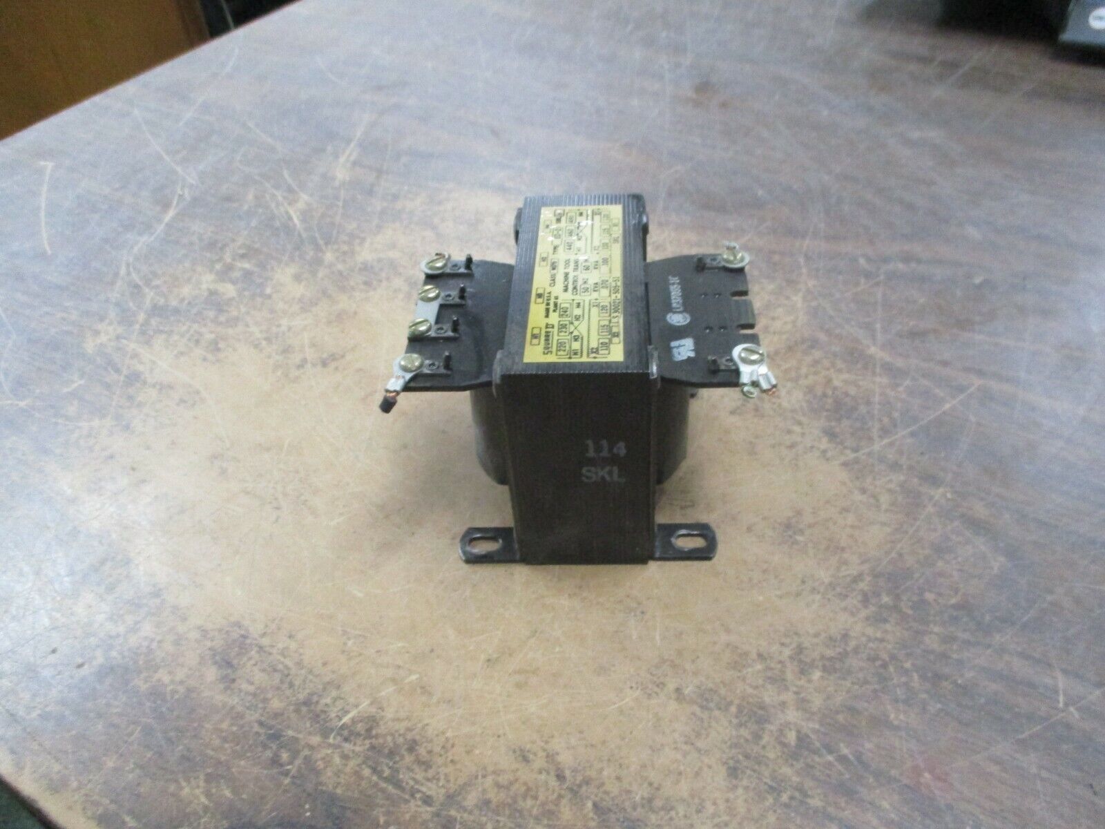 Square D Control Transformer 9070 E0-2 Ser. B 0.100KVA Pri: 240/480V Sec: 120V