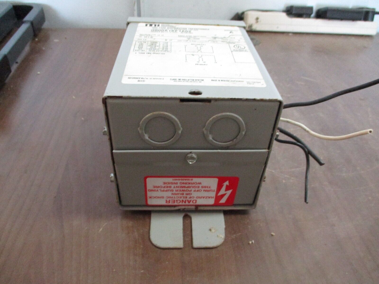 Micron Industries Transformer G500A1KF1A02 Ser. A 0.5kVA Pri: 240/480V 60Hz Used