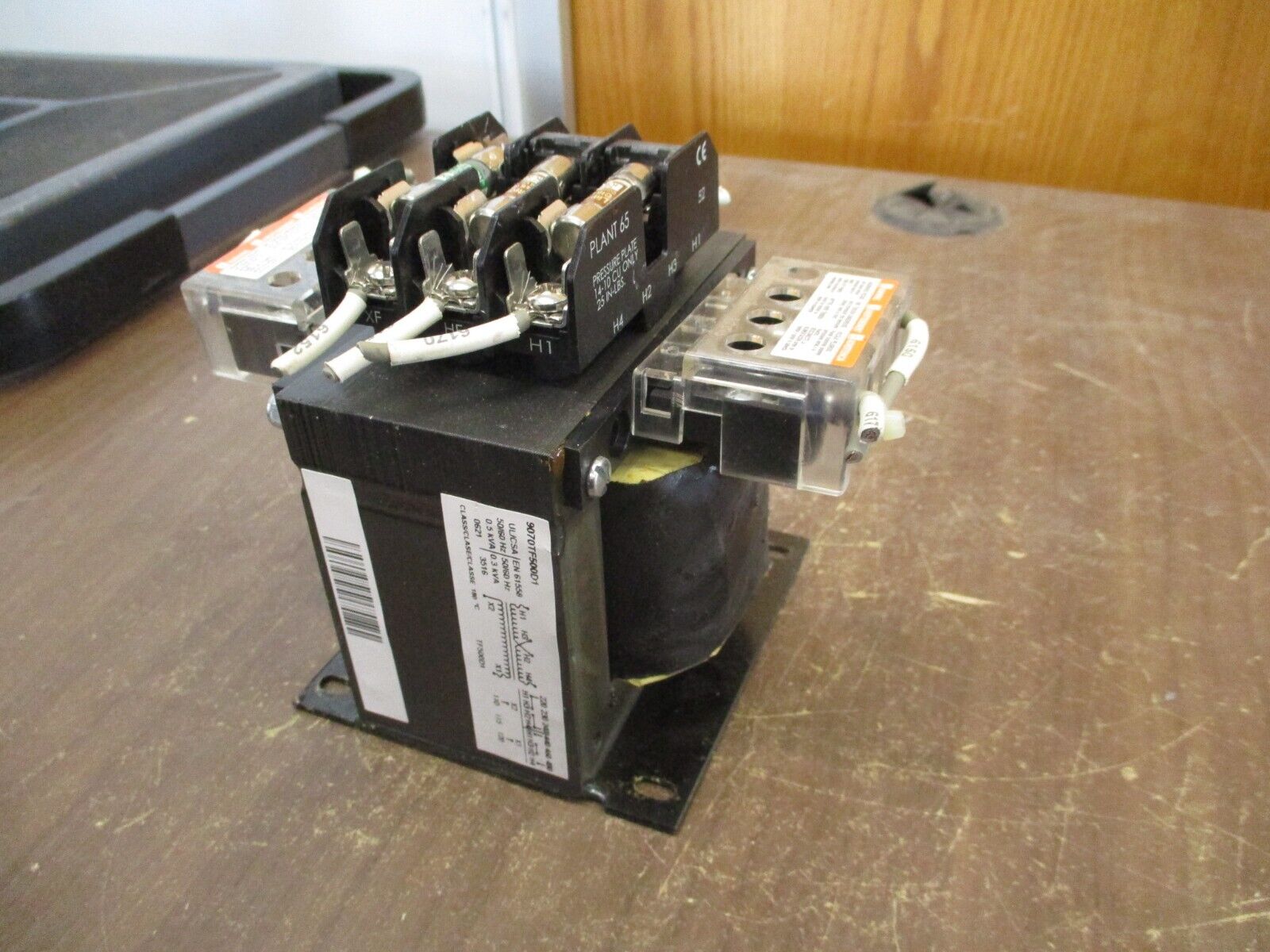 Square D Transformer 9070TF500D1 0.5kVA Pri: 240/480V Sec: 120V 50/60Hz  Used