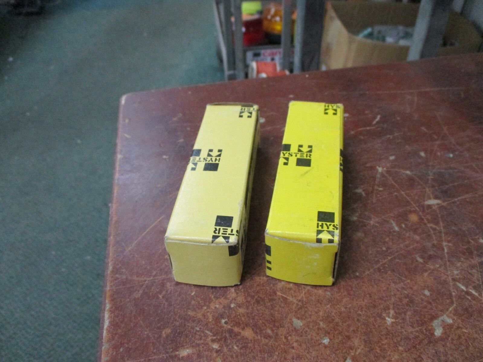 Hyster Carbon Motor Brush 208870 *Lot of 2* New Surplus