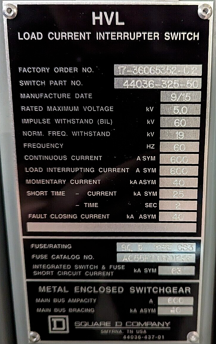 Square D HVL Medium Fusible Disconnect 44036-325-50 600A 5KV Enclosure Used