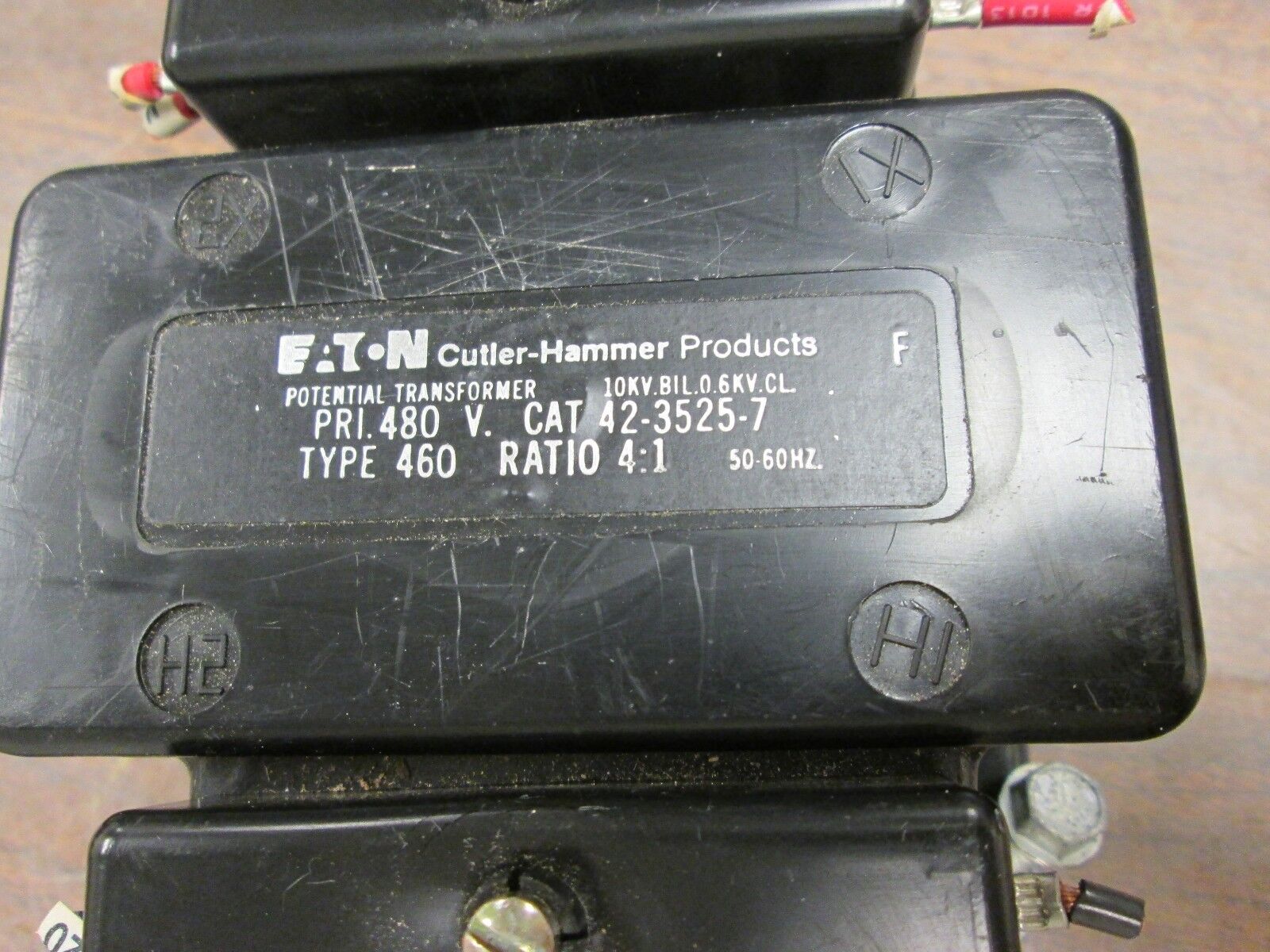 Cutler-Hammer Potential Transformer 42-3525-7 Pri 480 Ratio 4:1 Used